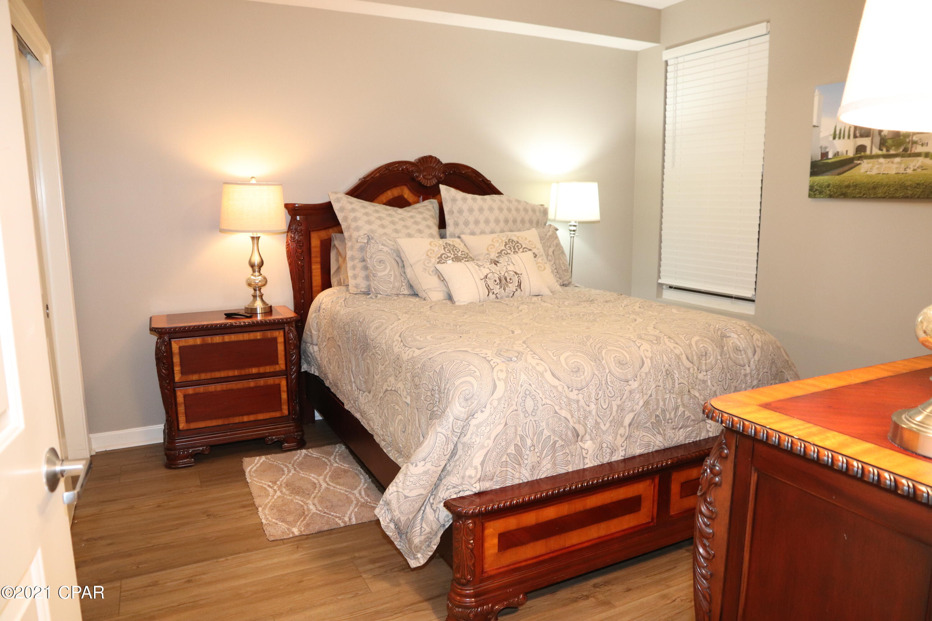 Grandview East At Long Beach - Residential