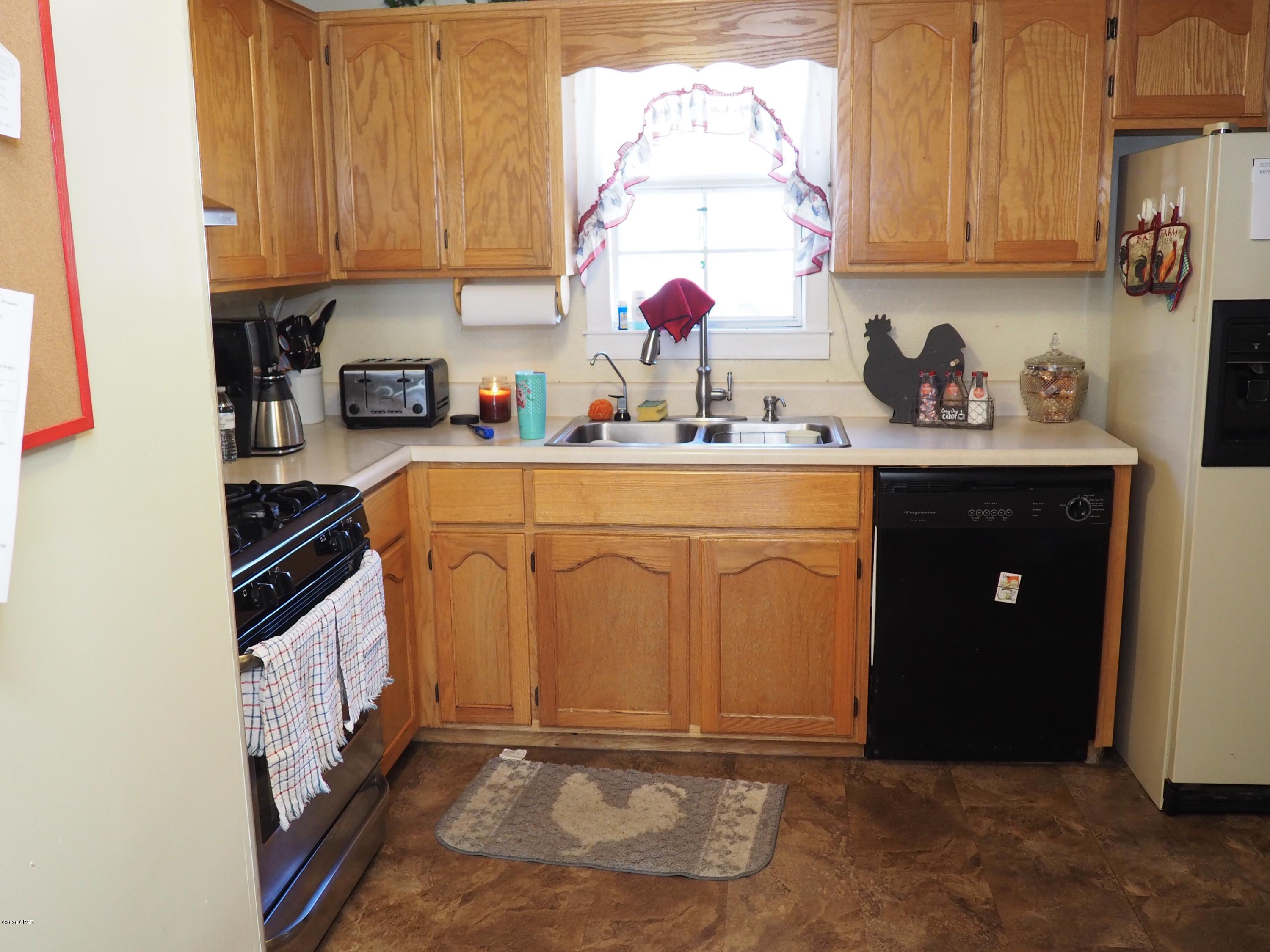 [No Recorded Subdiv] - Residential