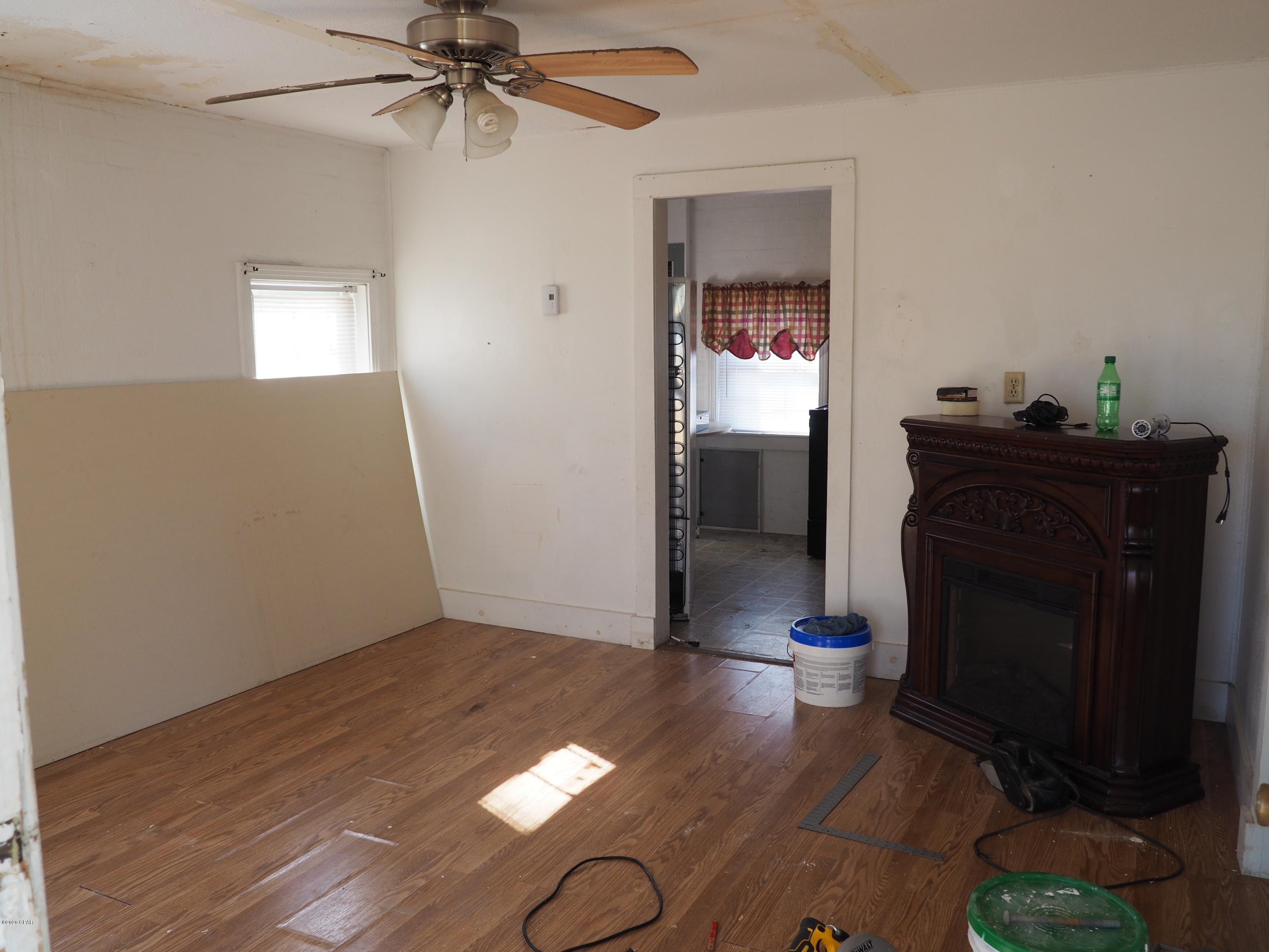 [No Recorded Subdiv] - Residential