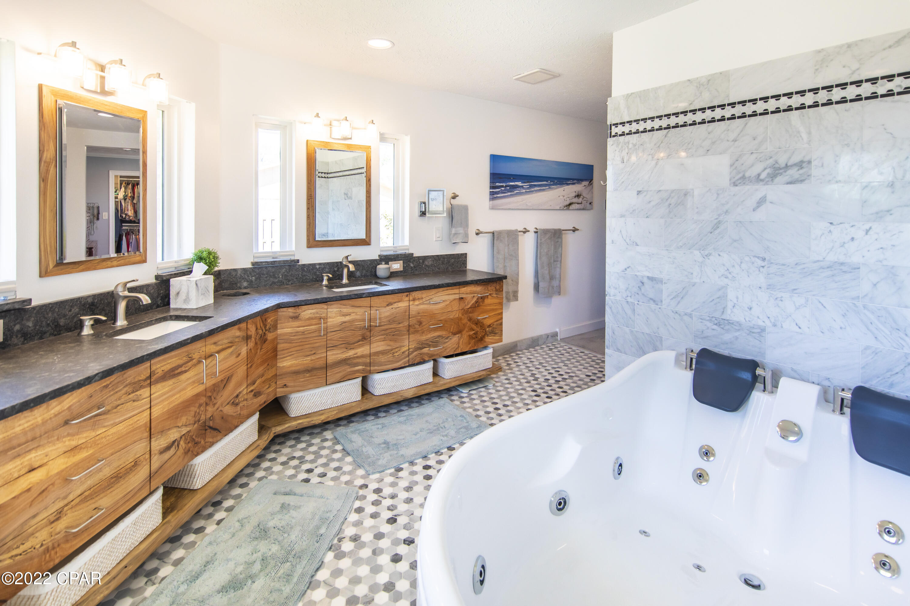 Baywood Shores Est Unit 4 - Residential