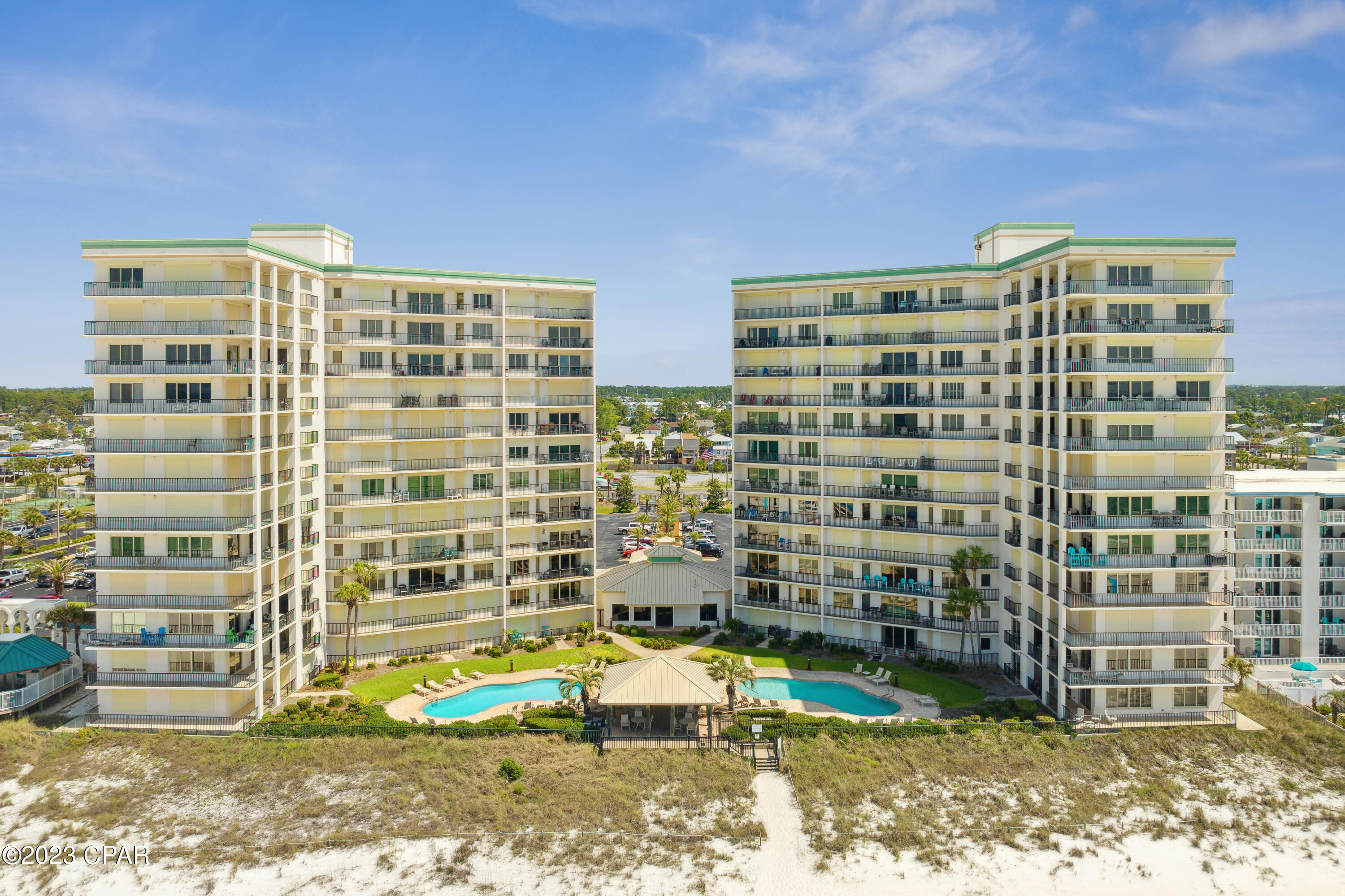 Summerwinds Condo - Residential