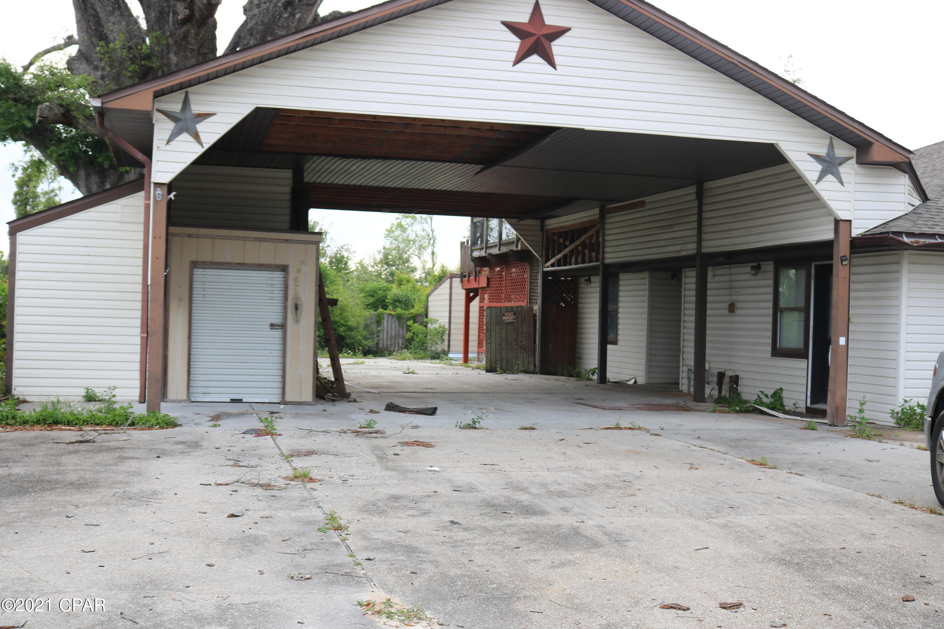 [No Recorded Subdiv] - Residential