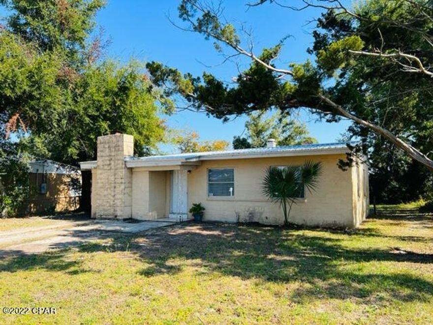 What a great opportunity to get into a VERY affordable home and make it your own! 2 bedroom, 1 bathroom with bonus room that has a fireplace all in the heart of Panama City. It needs some work but has great potential for the opportunity to rehab this home to live in or make a perfect rental with GCSC, restaurants, and schools close by! CASH ONLY/AS-IS ONLY call your favorite Realtor TODAY!
