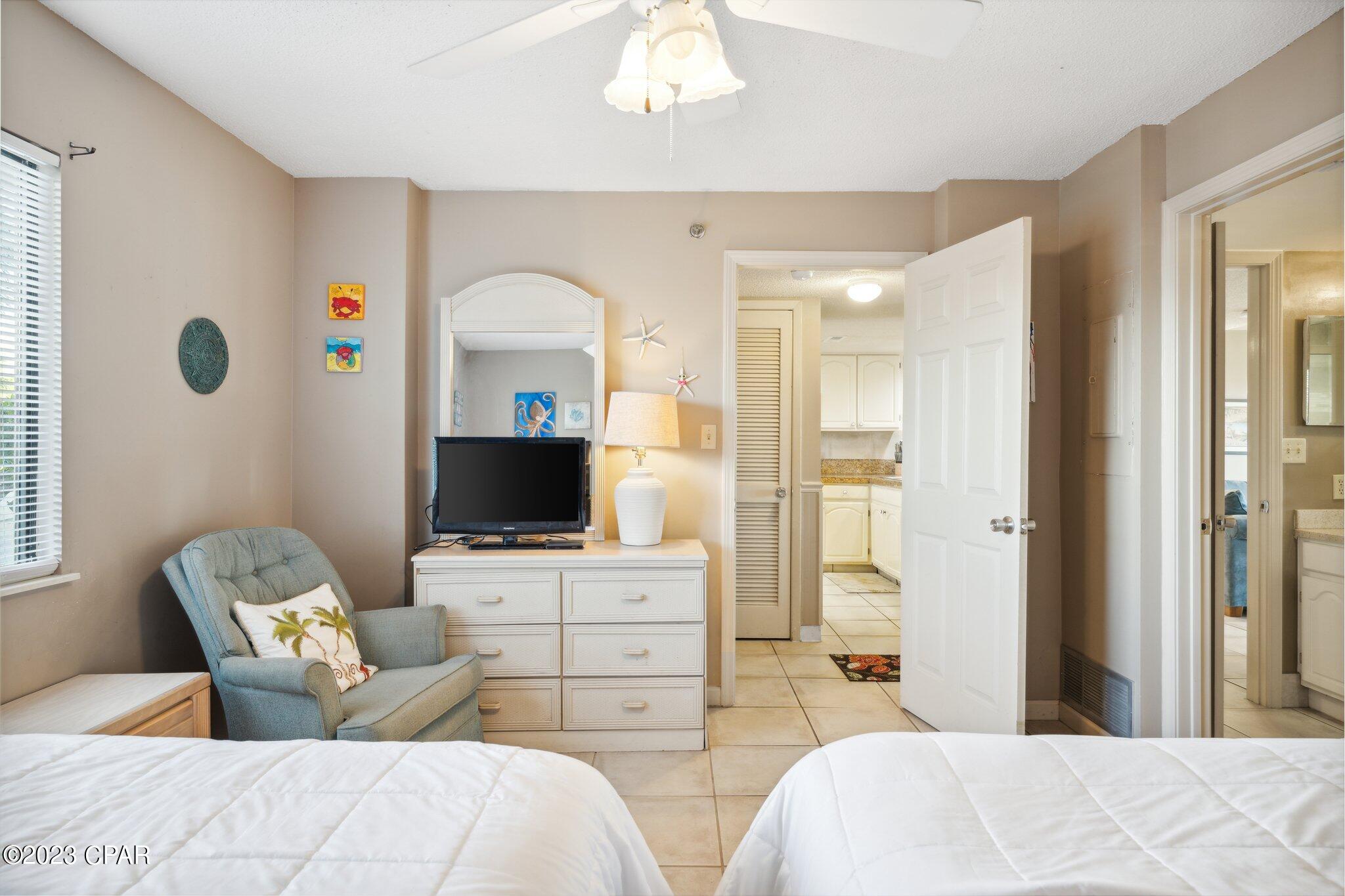 The Commodore - Residential