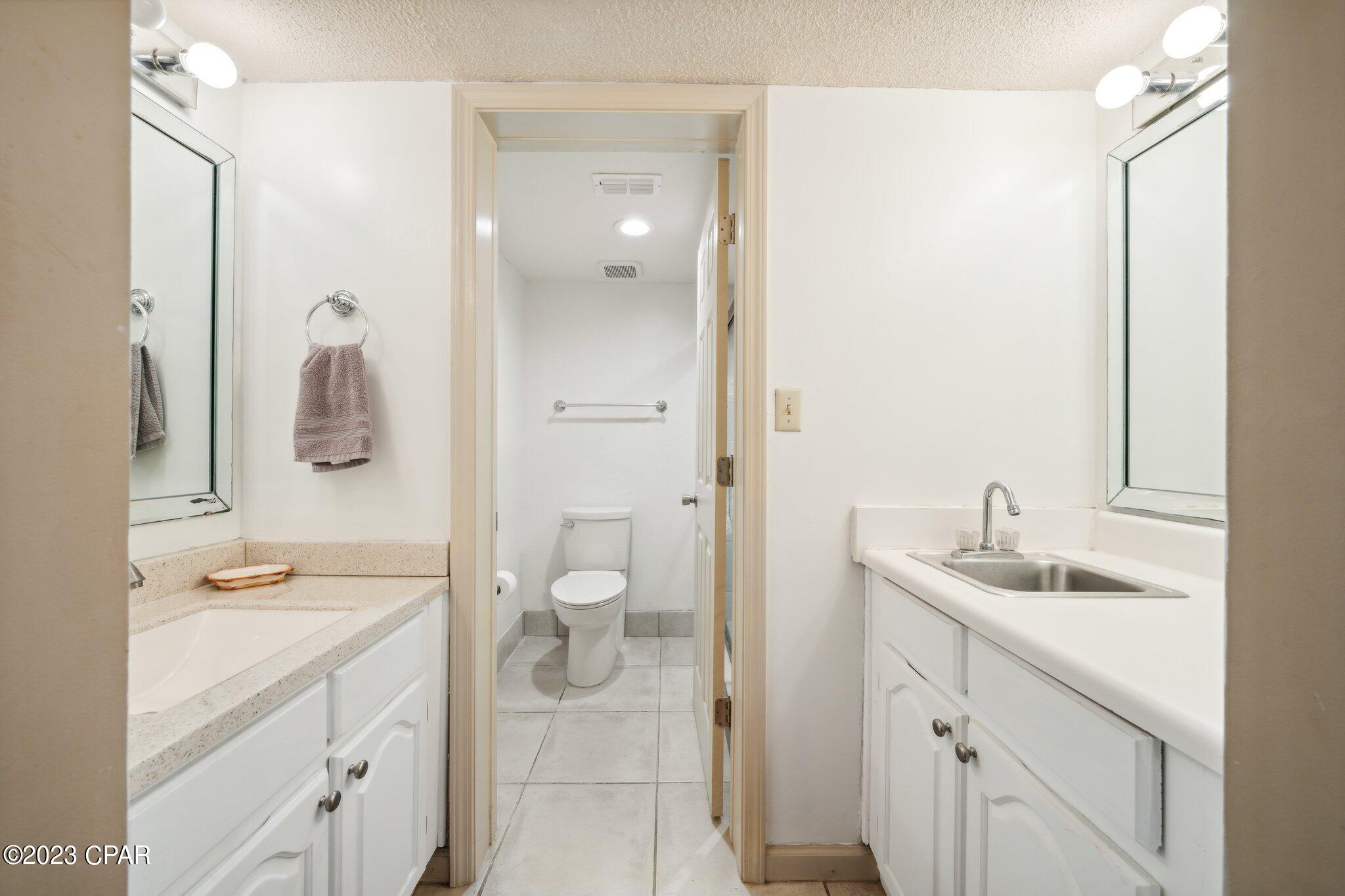 The Commodore - Residential