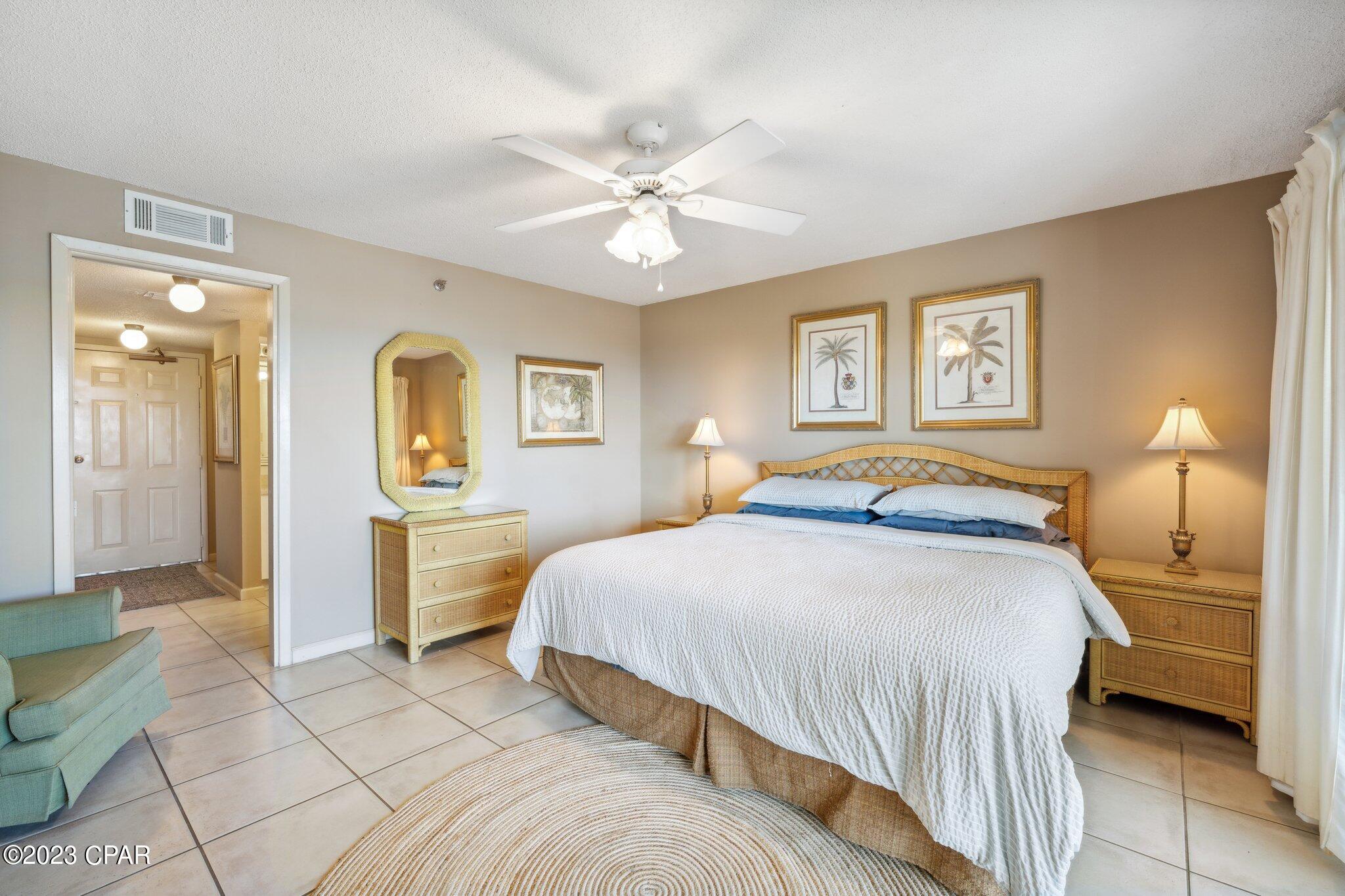 The Commodore - Residential