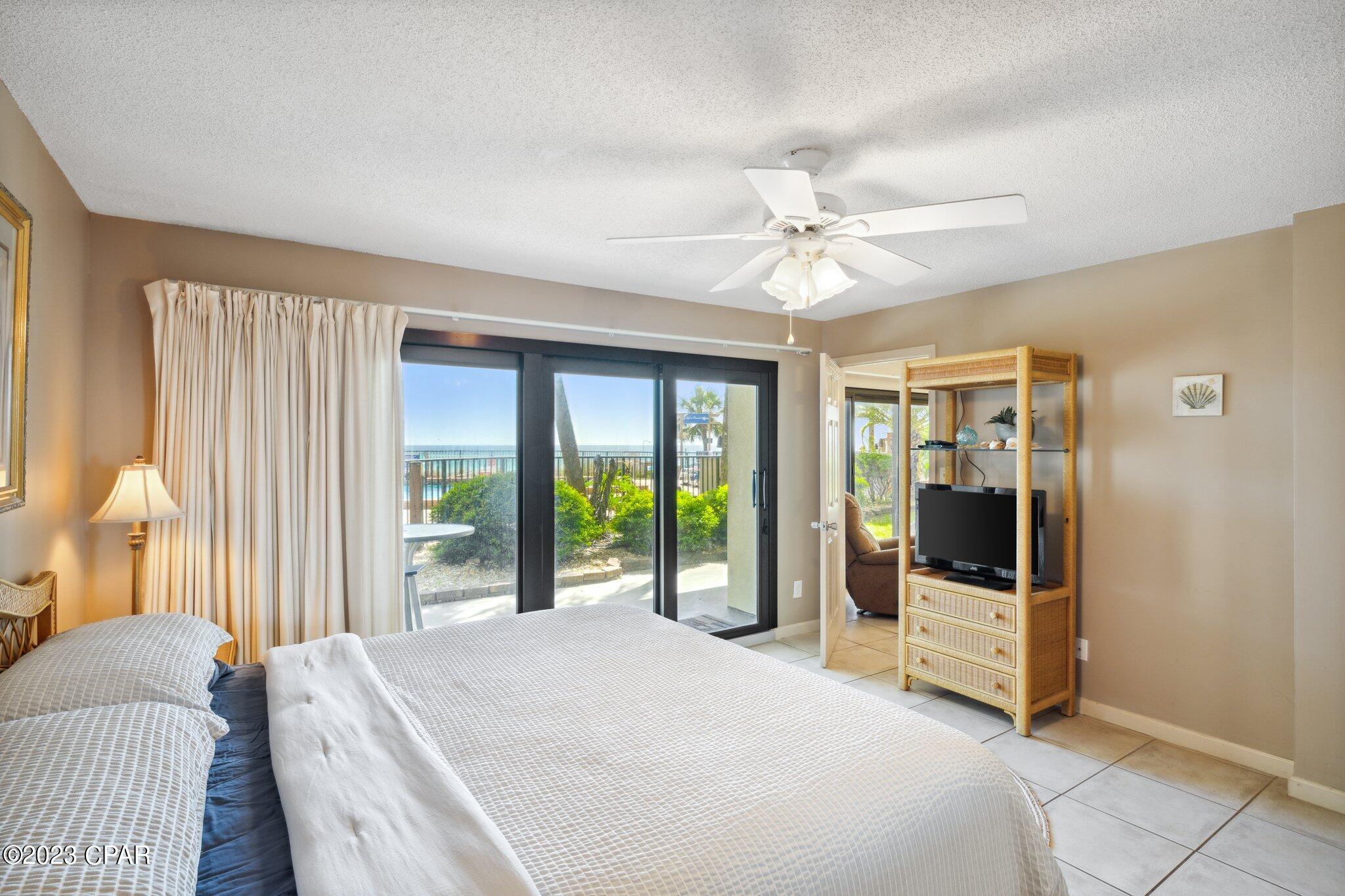 The Commodore - Residential