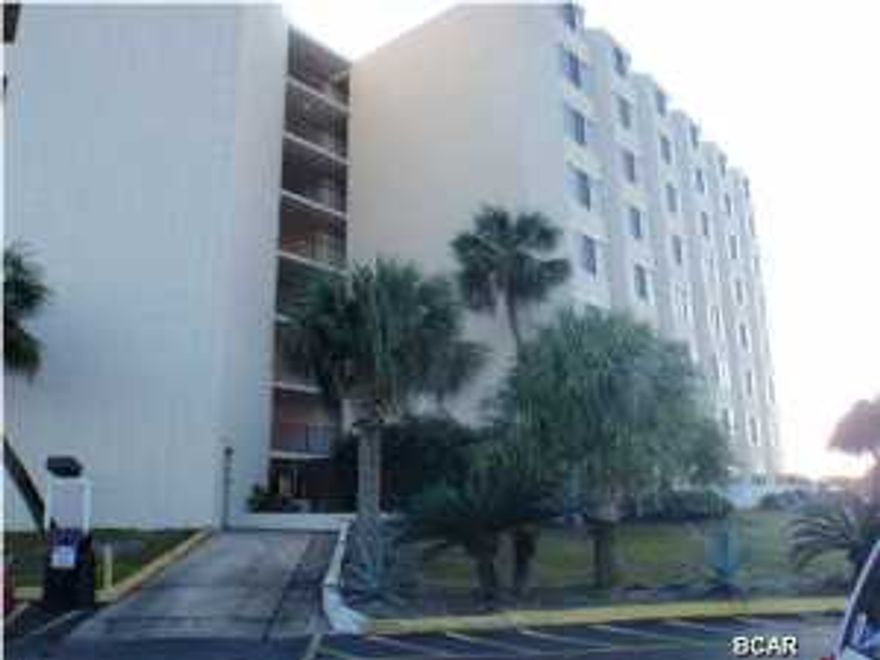 Furnished non rental unit on the 3rd floor. Features large pool, great beaches, kiddie pool, exercise room and elevated sun deck. Association dues are $310 mo. but go to $314 a mo Jan. first 2014.