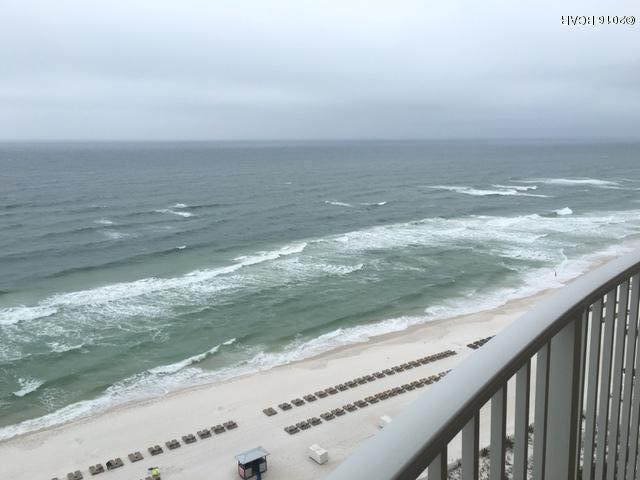 Twin Palms Resort - Residential