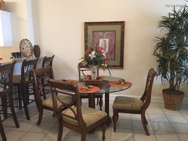 Twin Palms Resort - Residential