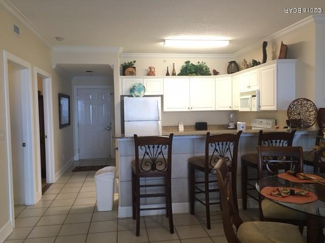 Twin Palms Resort - Residential