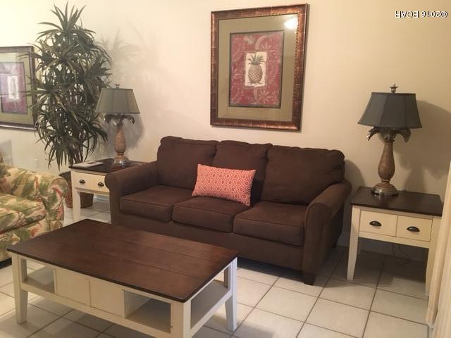 Twin Palms Resort - Residential