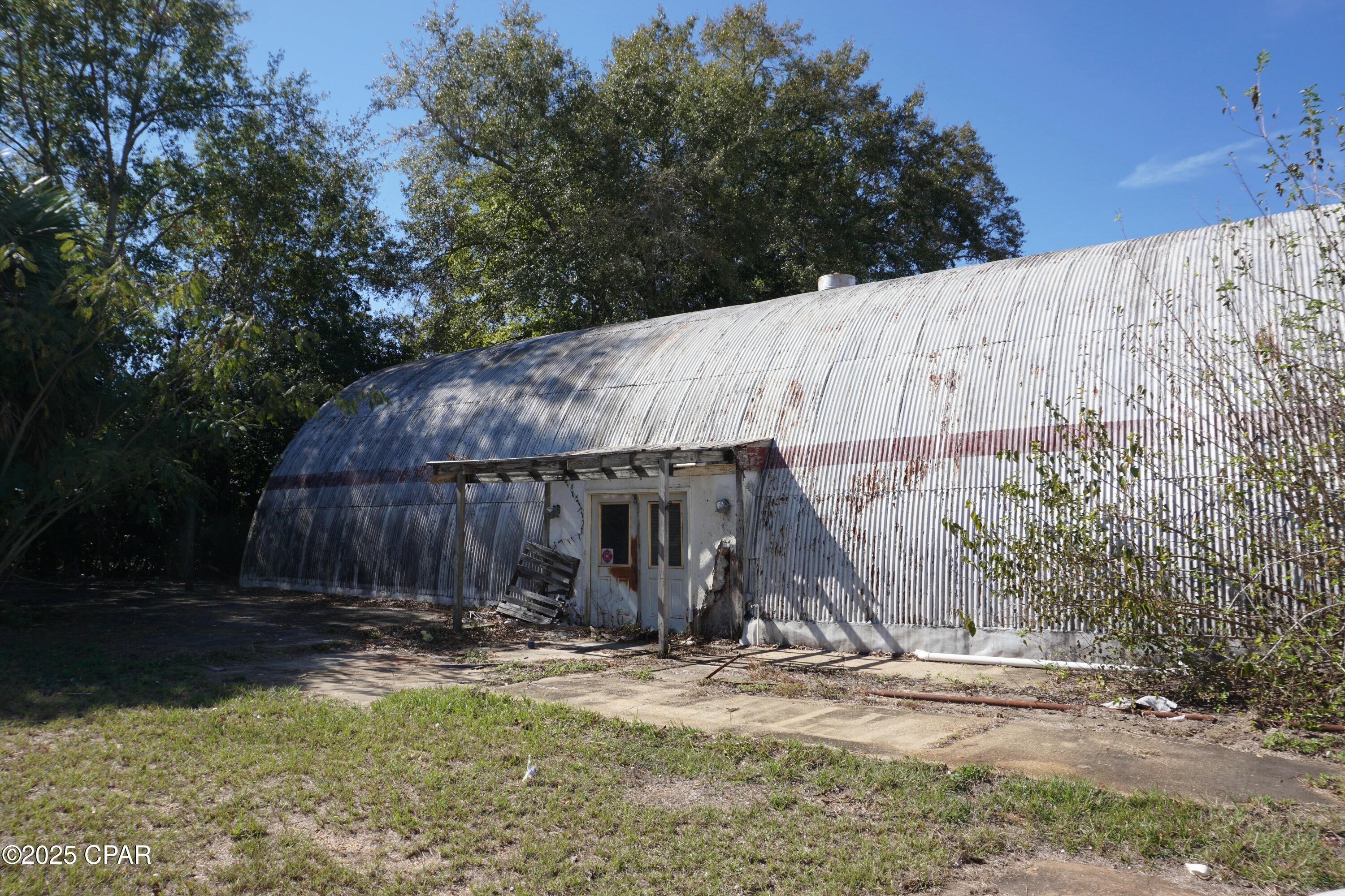 [No Recorded Subdiv] - Commercial Sale