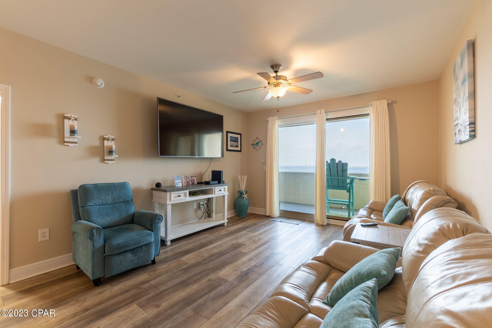 Magnolia Bay Club - Residential