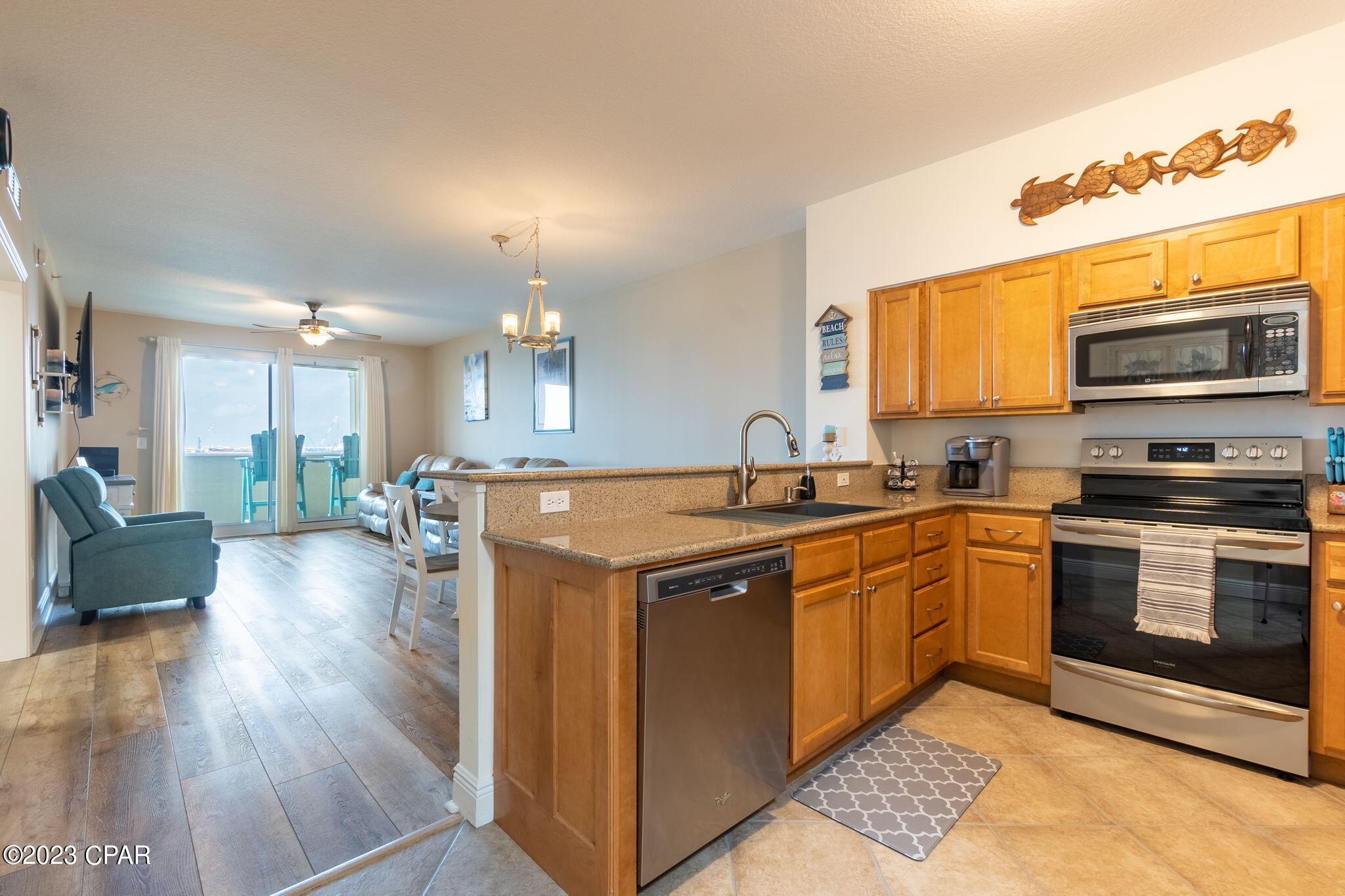 Magnolia Bay Club - Residential