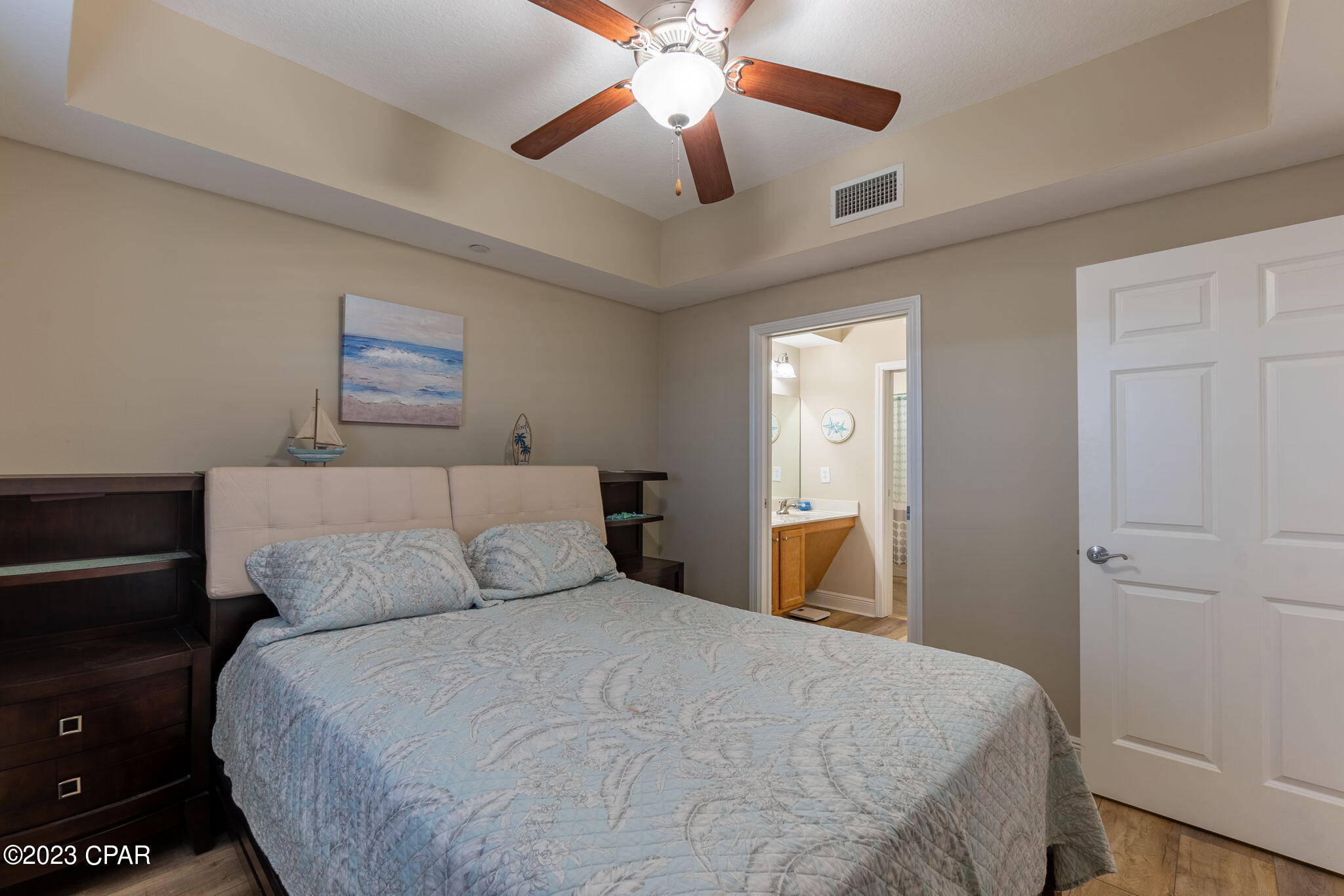 Magnolia Bay Club - Residential