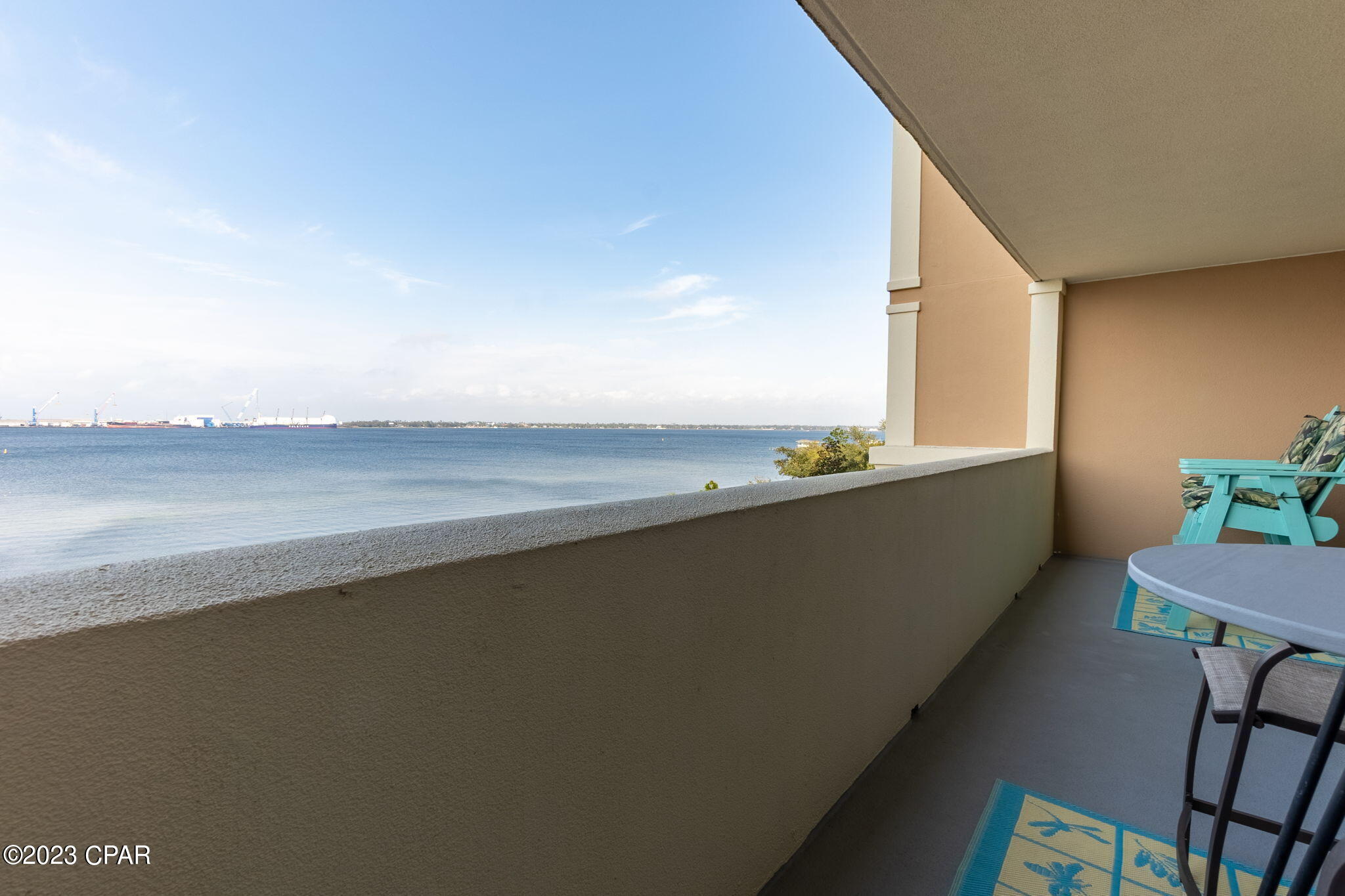 Magnolia Bay Club - Residential