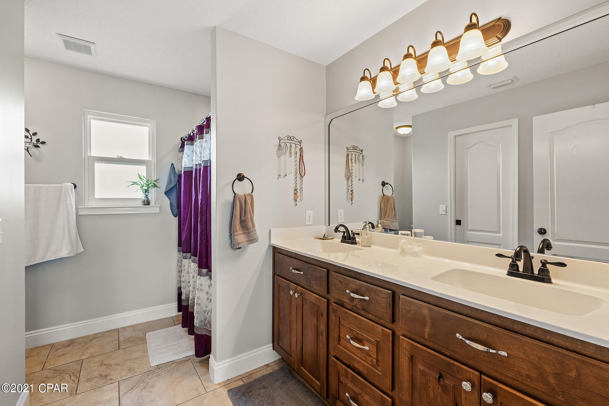 Ashlee Manor - Residential