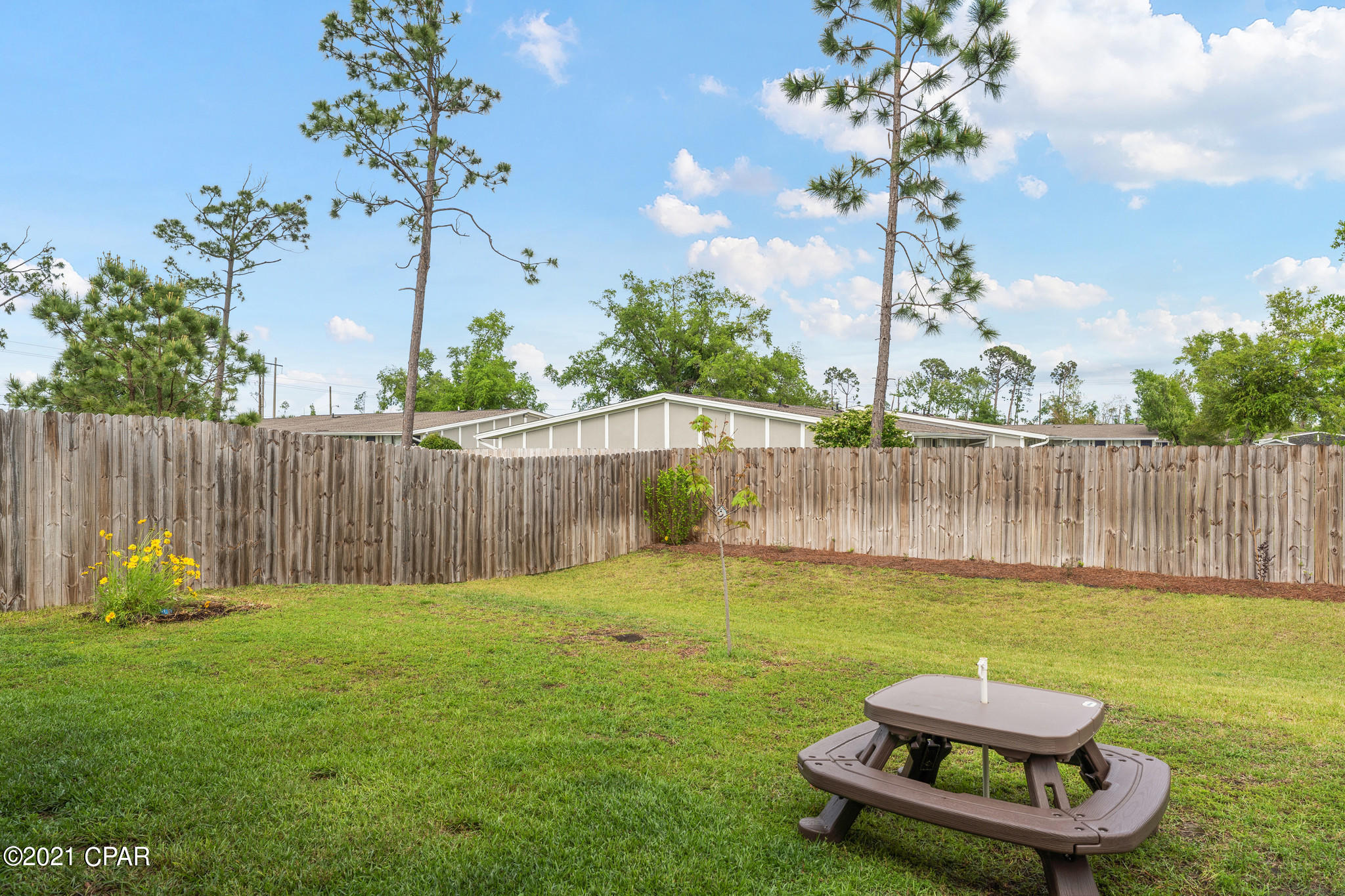 Ashlee Manor - Residential