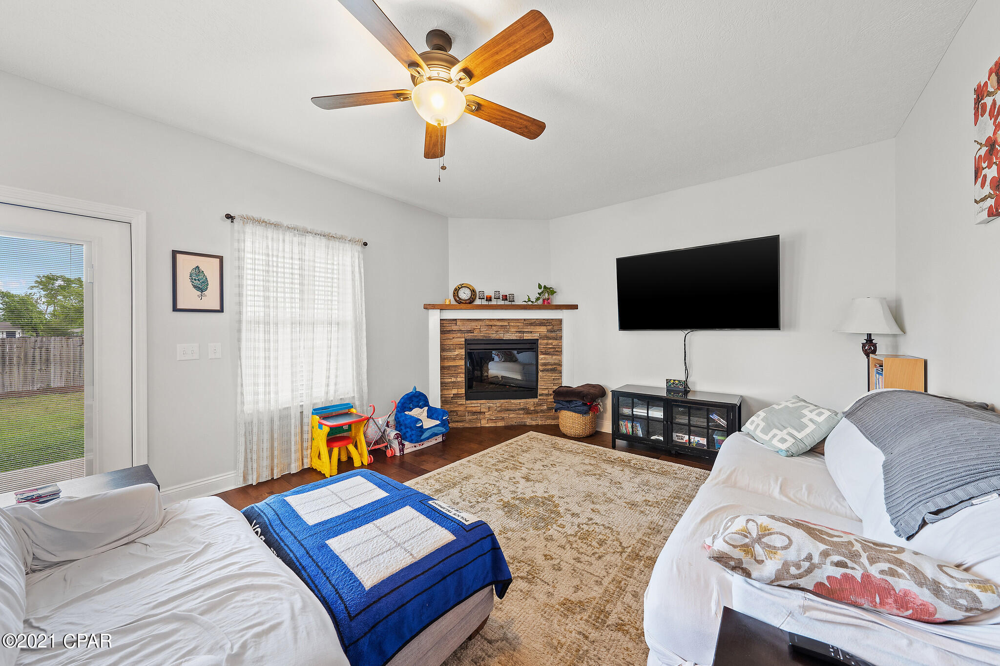 Ashlee Manor - Residential