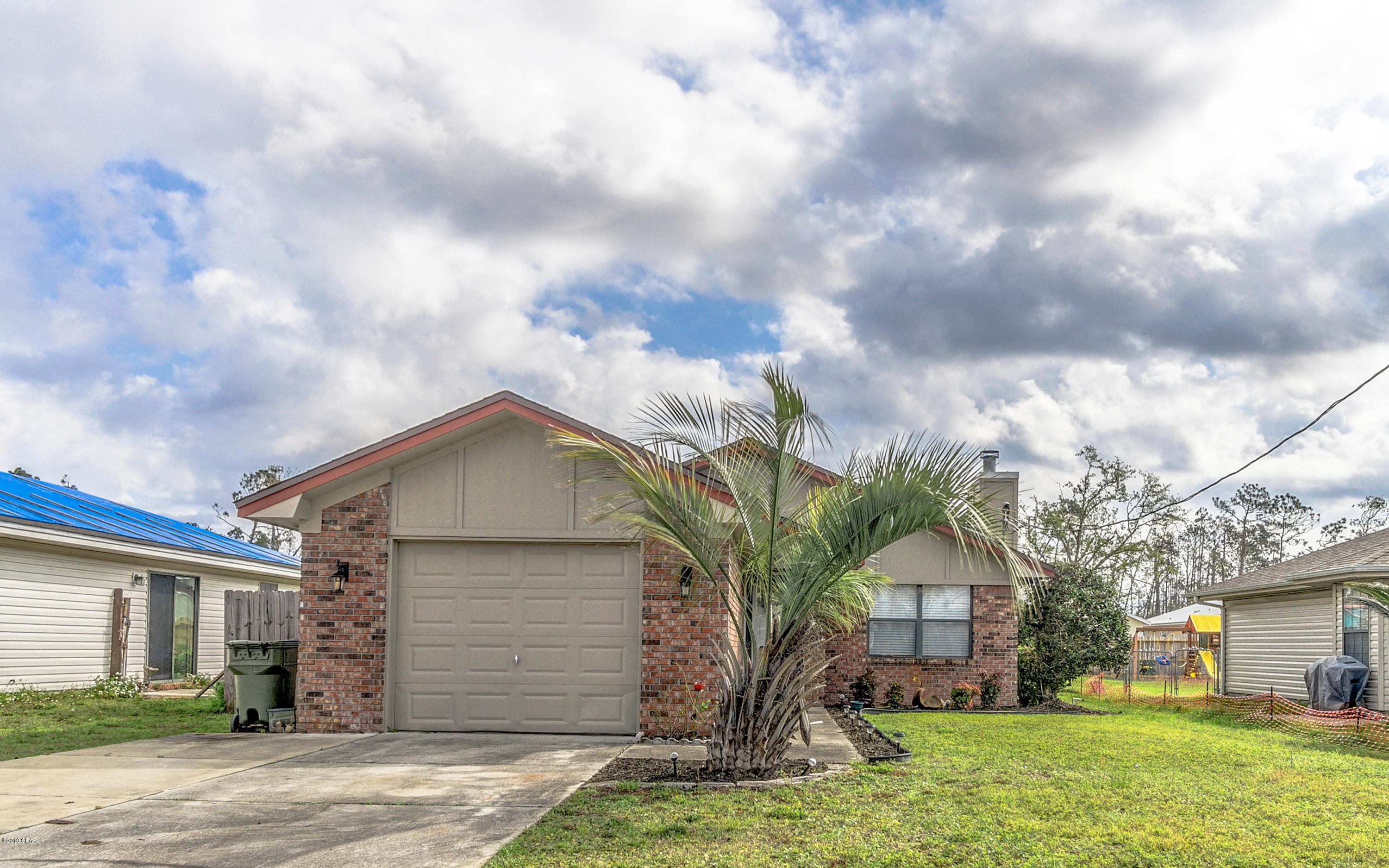 Long Point Park 5th Add - Residential