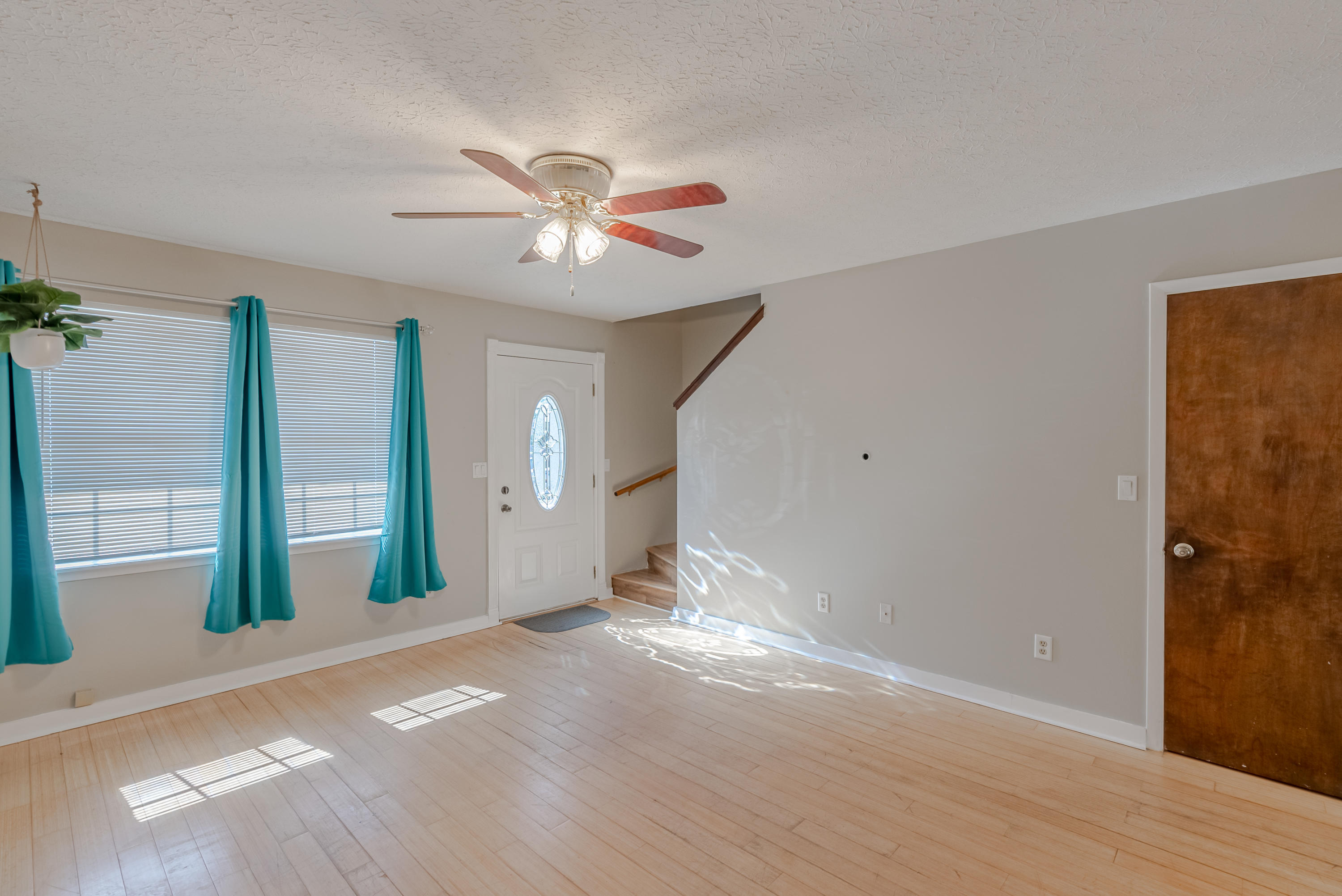 [No Recorded Subdiv] - Residential