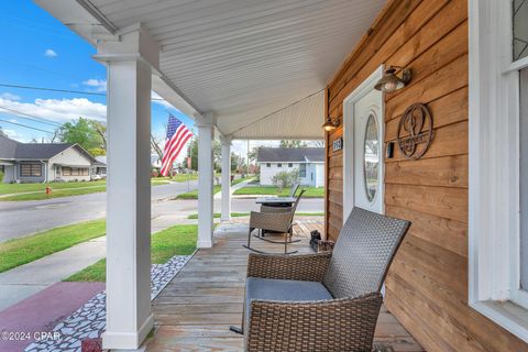 A home in Chipley