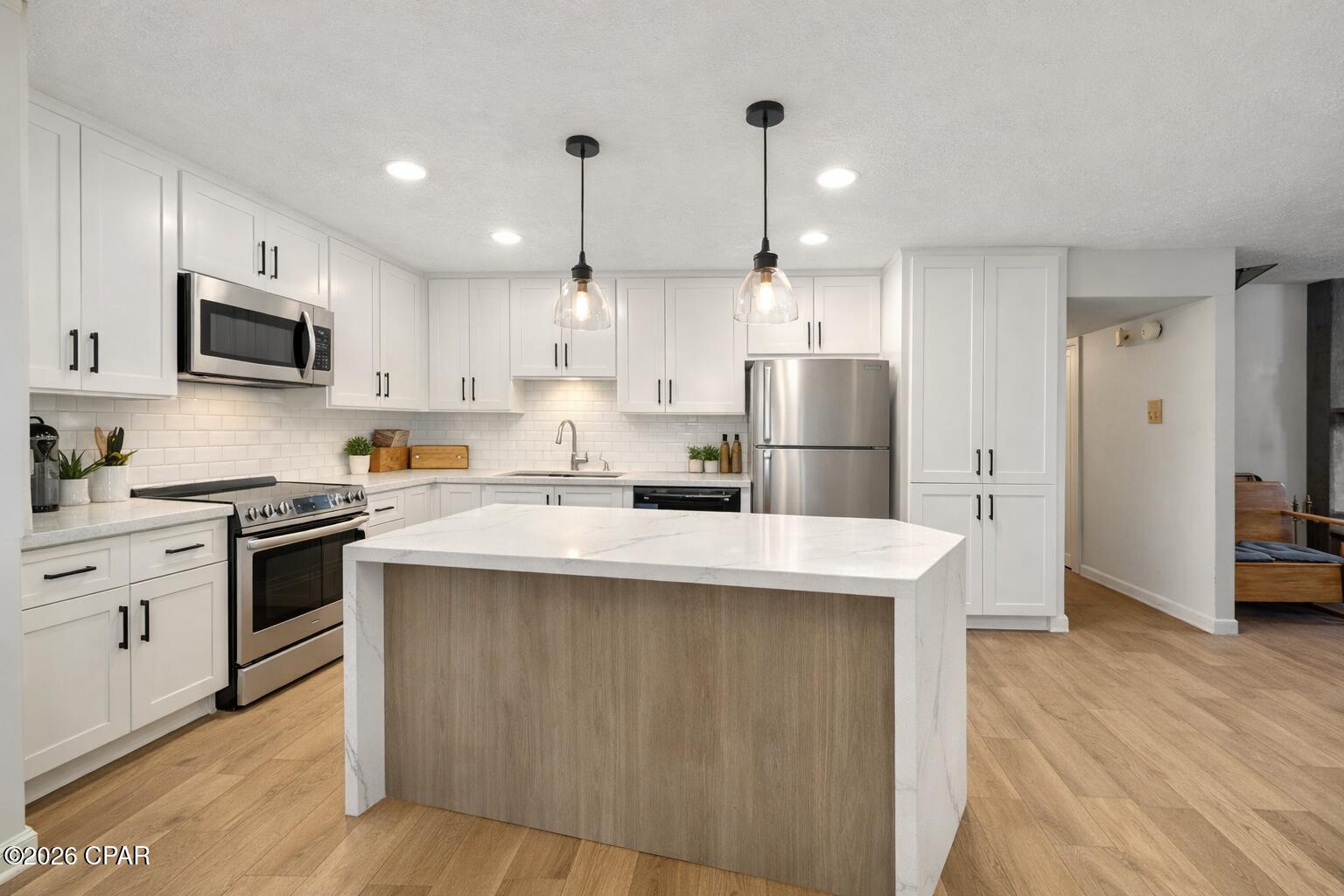 Thomas Drive Park U-3 - Residential