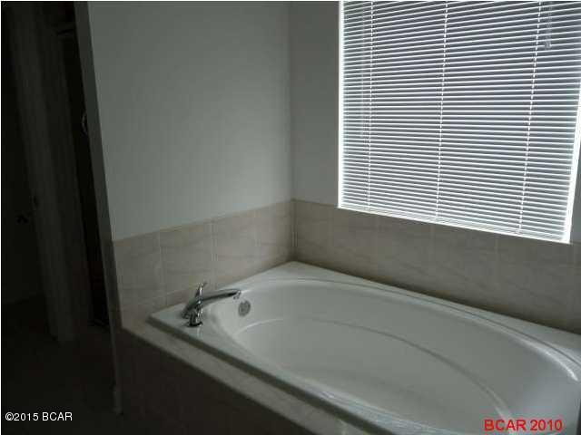 Venetian Villa - Residential Lease