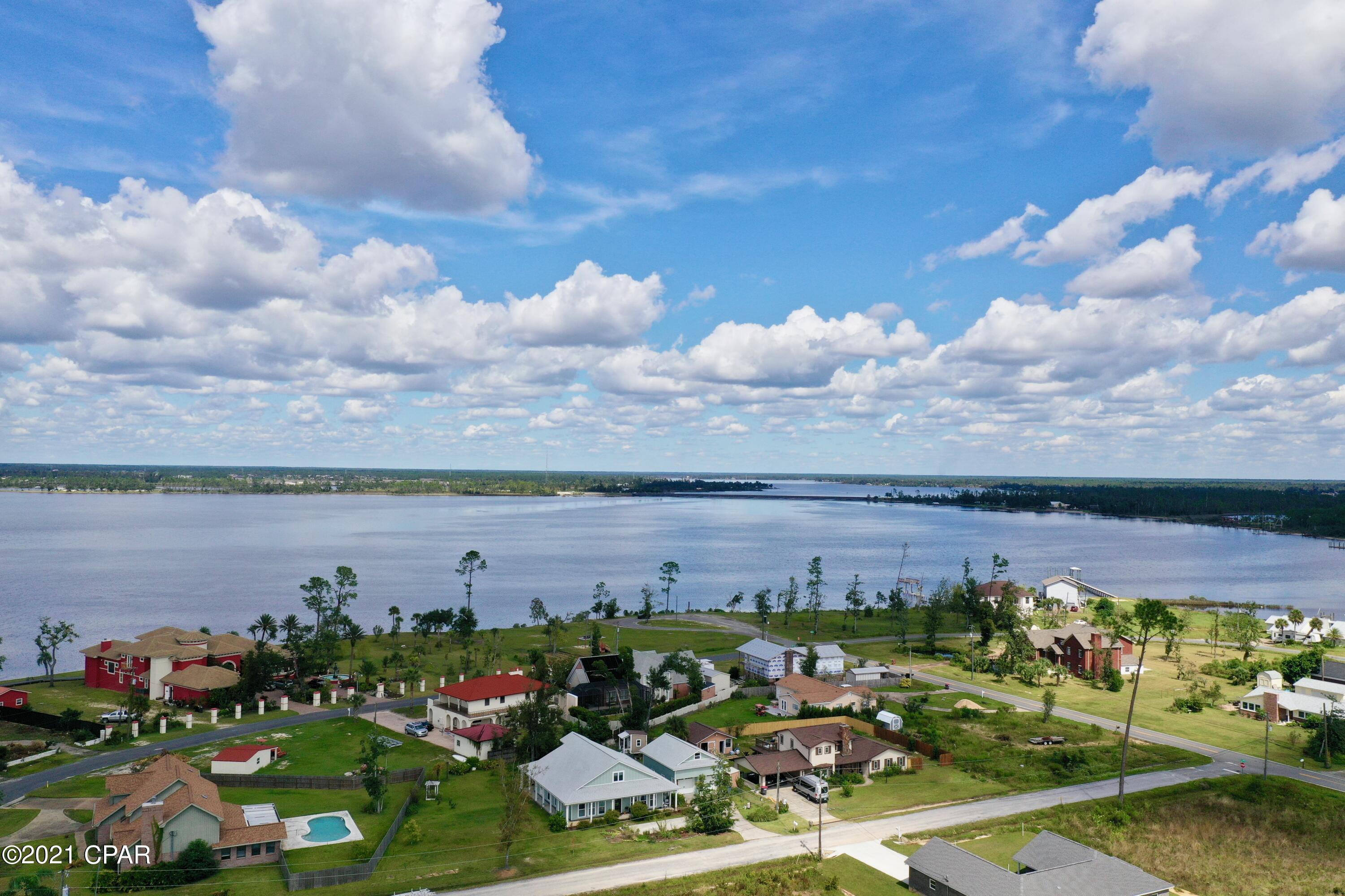 College Point 1st Add - Land