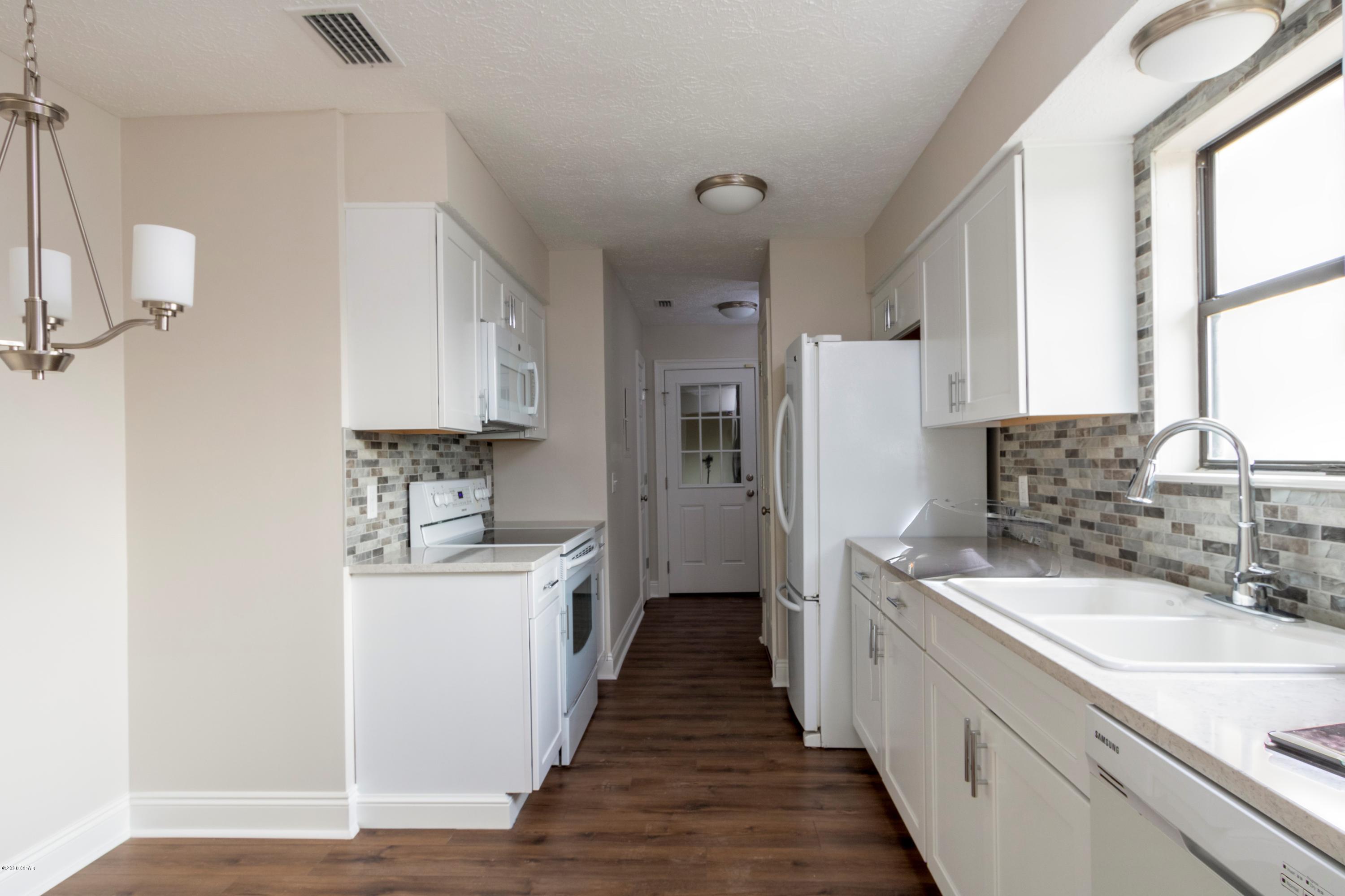 Forest Hills Unit 3 - Residential