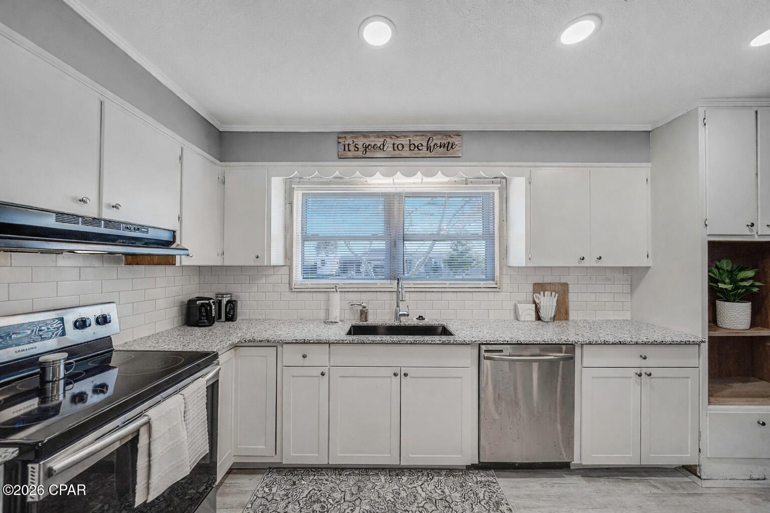 Kendrick Manor - Residential