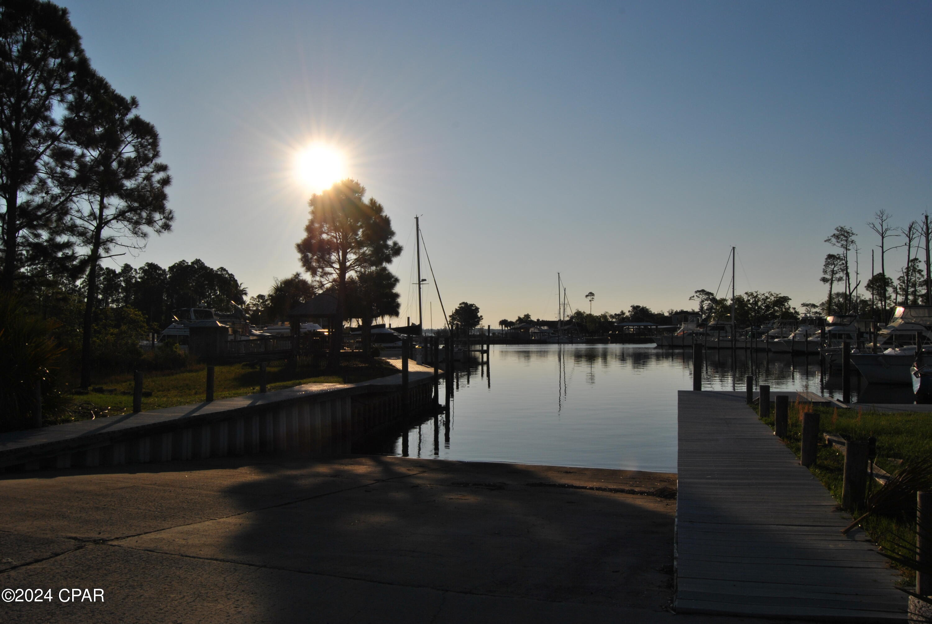 Dolphin Bay - Residential