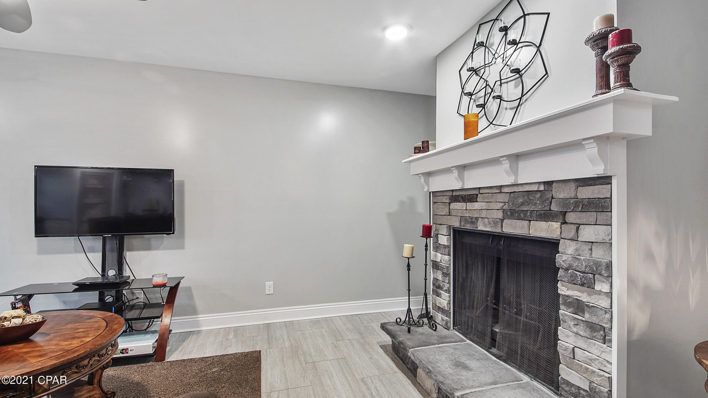 Pine Forest Est Ph 1 - Residential