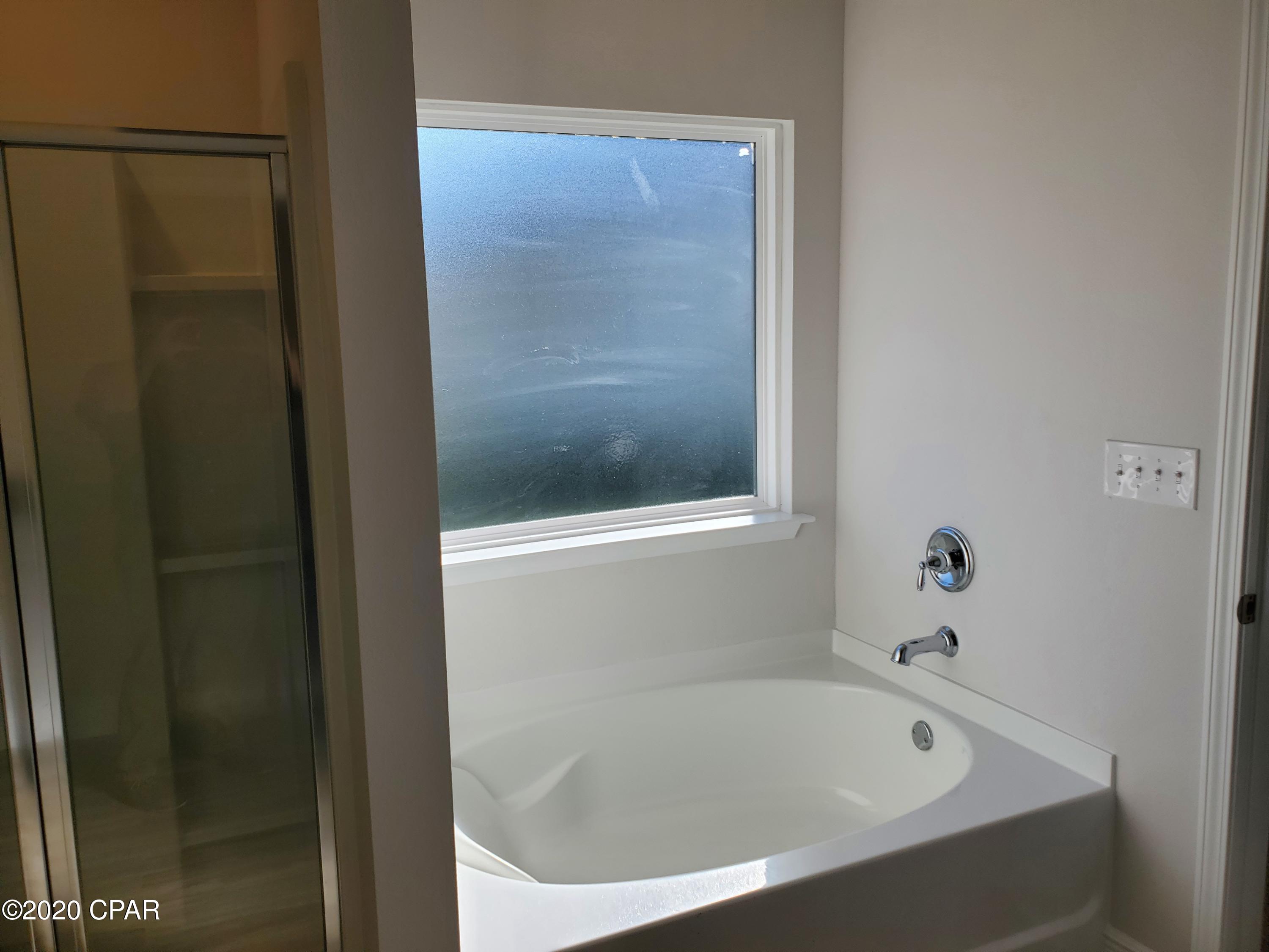 Emerald Cove Villas - Residential