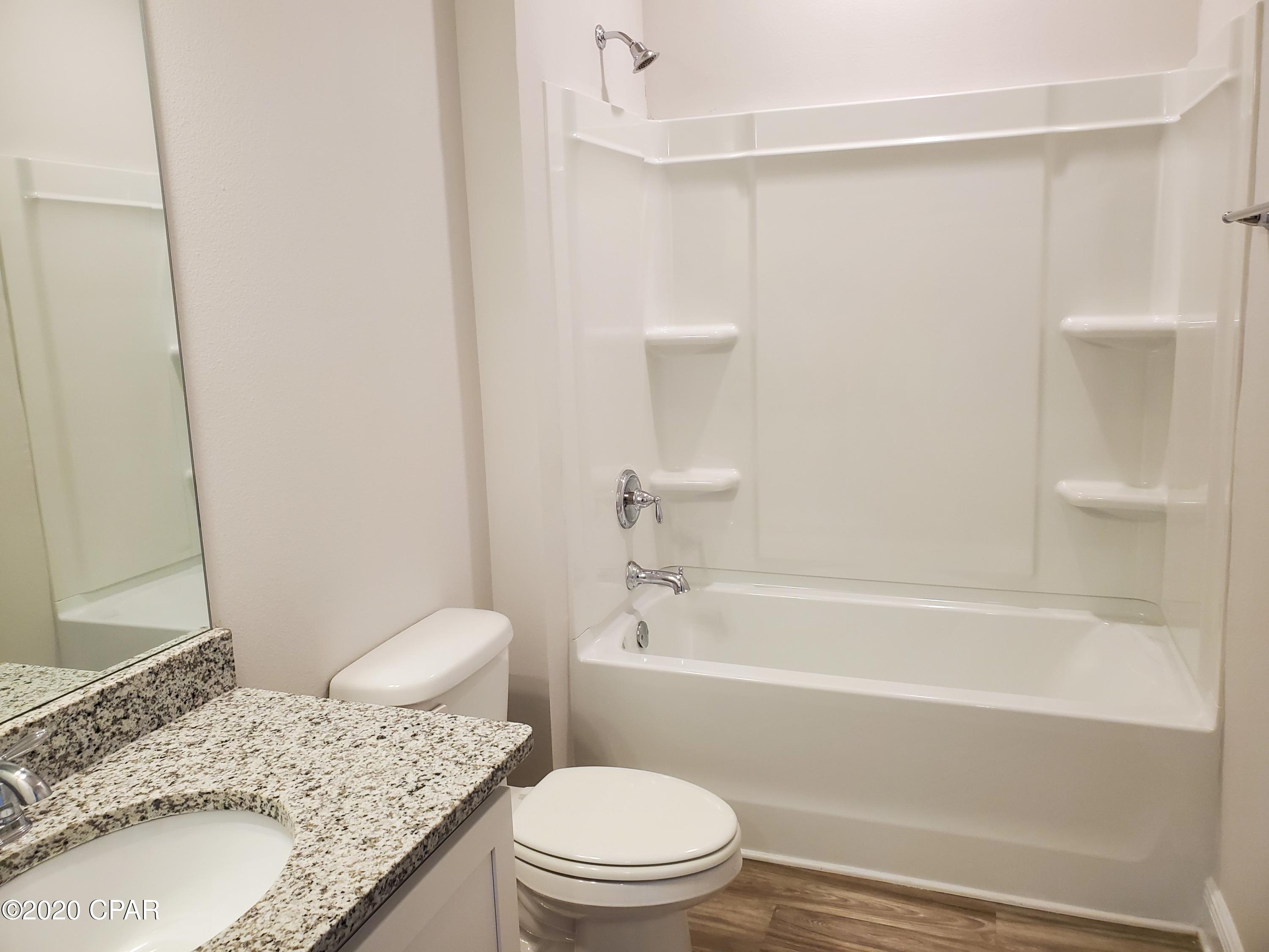 Emerald Cove Villas - Residential