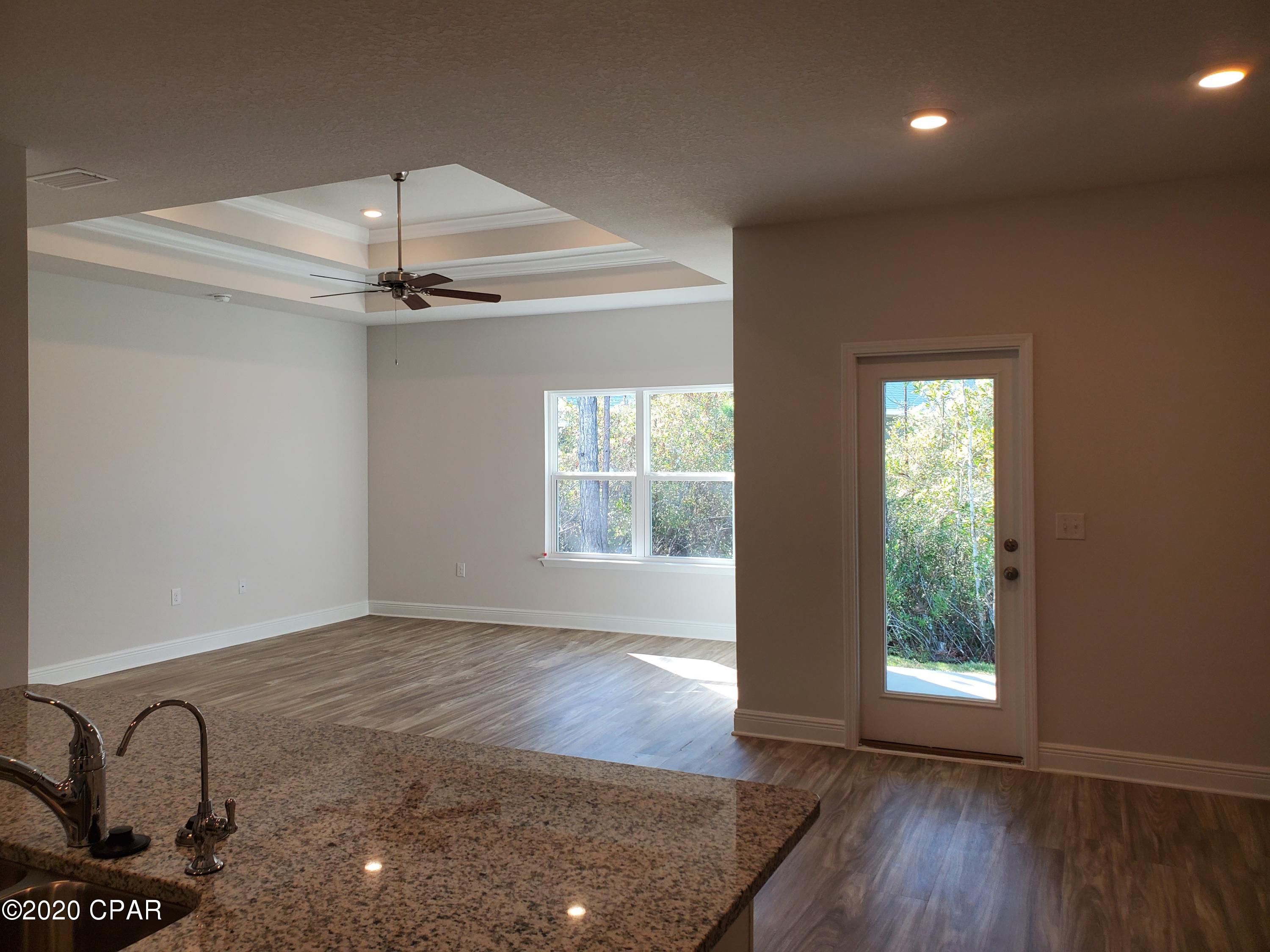 Emerald Cove Villas - Residential