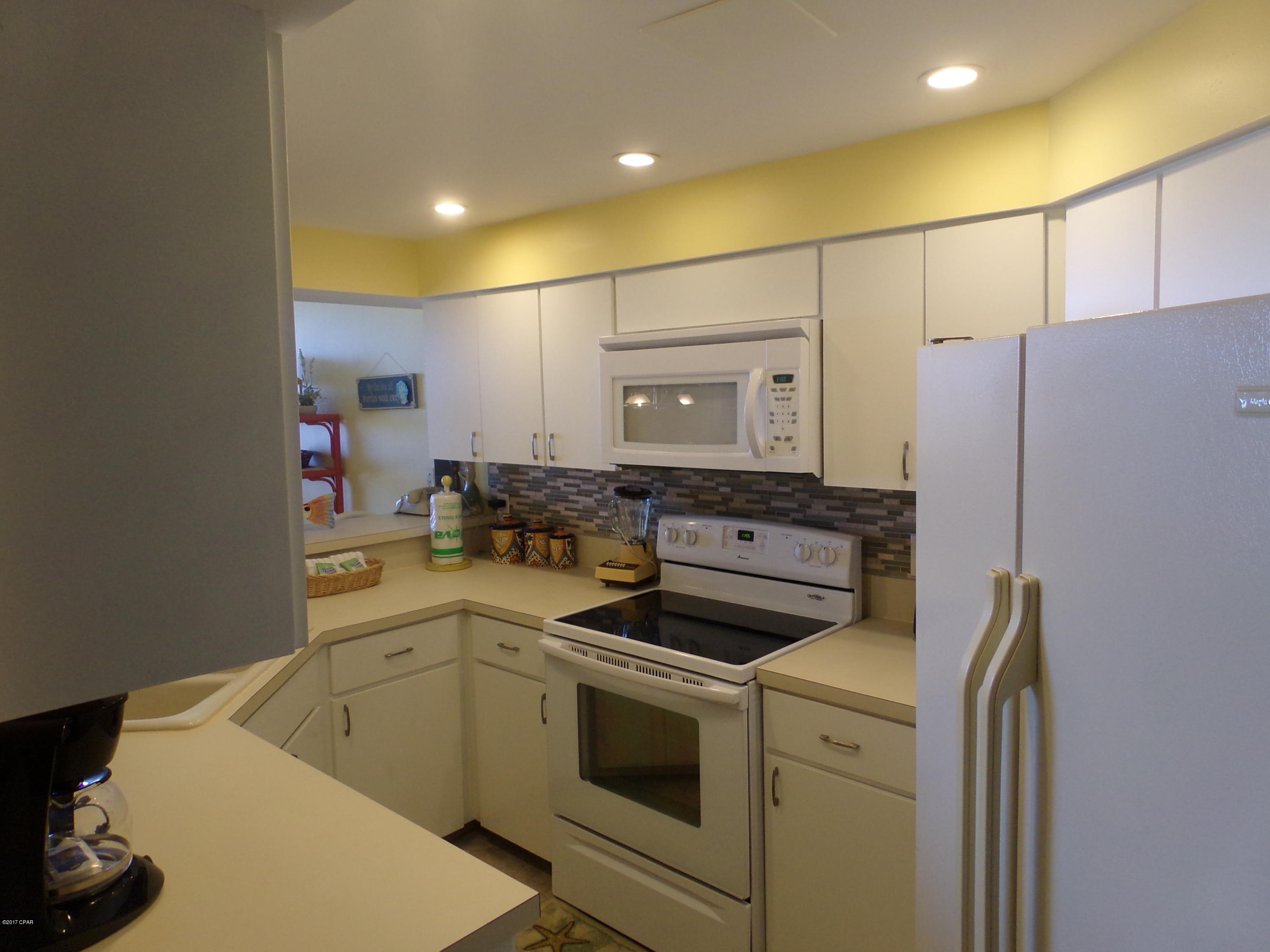 Summerhouse Condo. - Residential