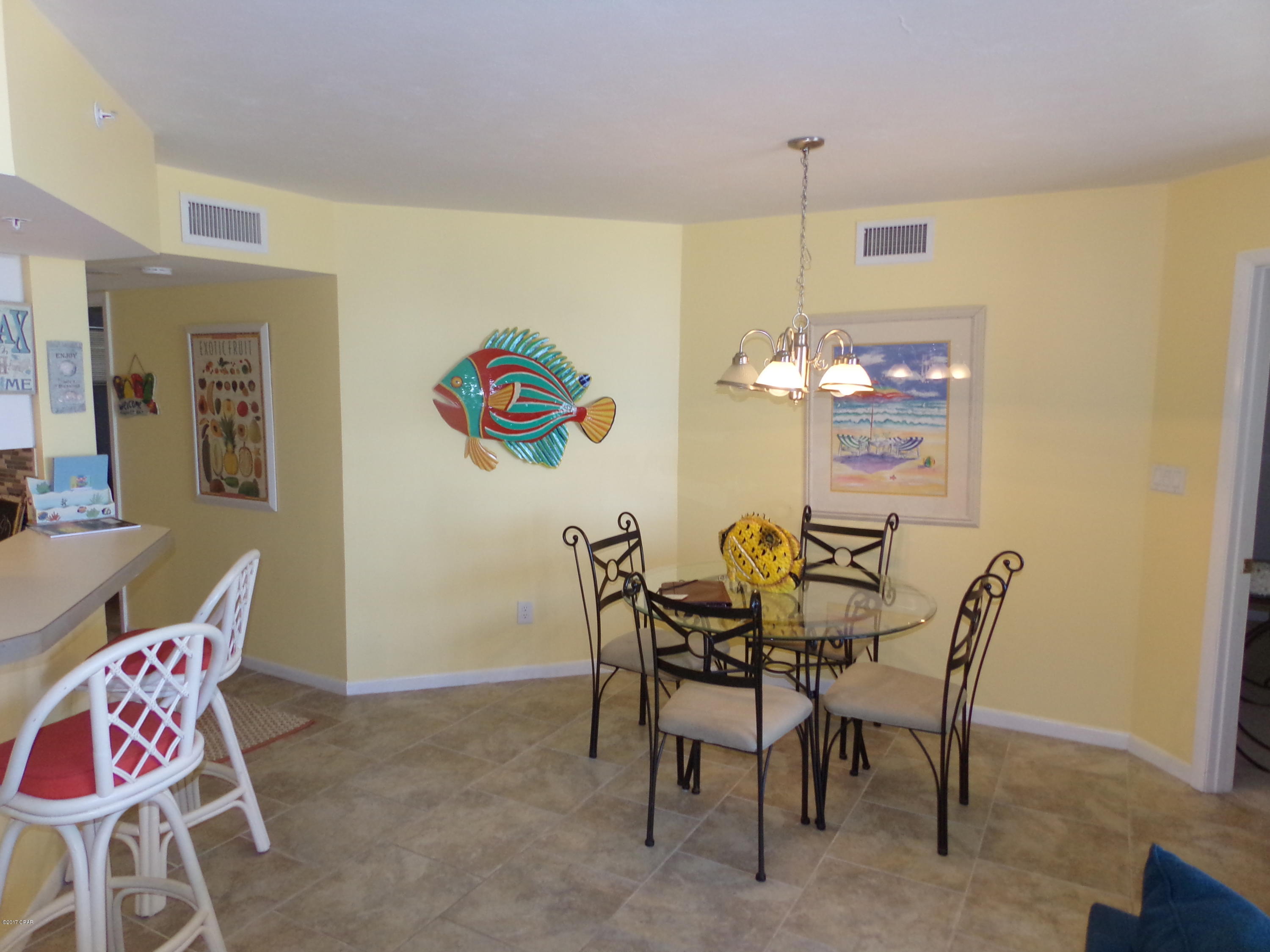 Summerhouse Condo. - Residential