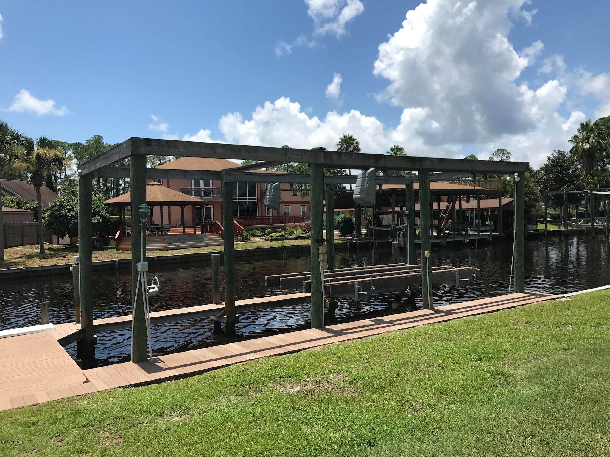 Baywood Shores Est Unit 4 - Residential