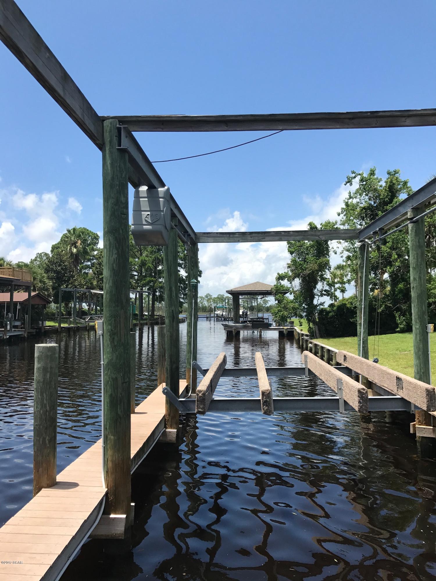 Baywood Shores Est Unit 4 - Residential