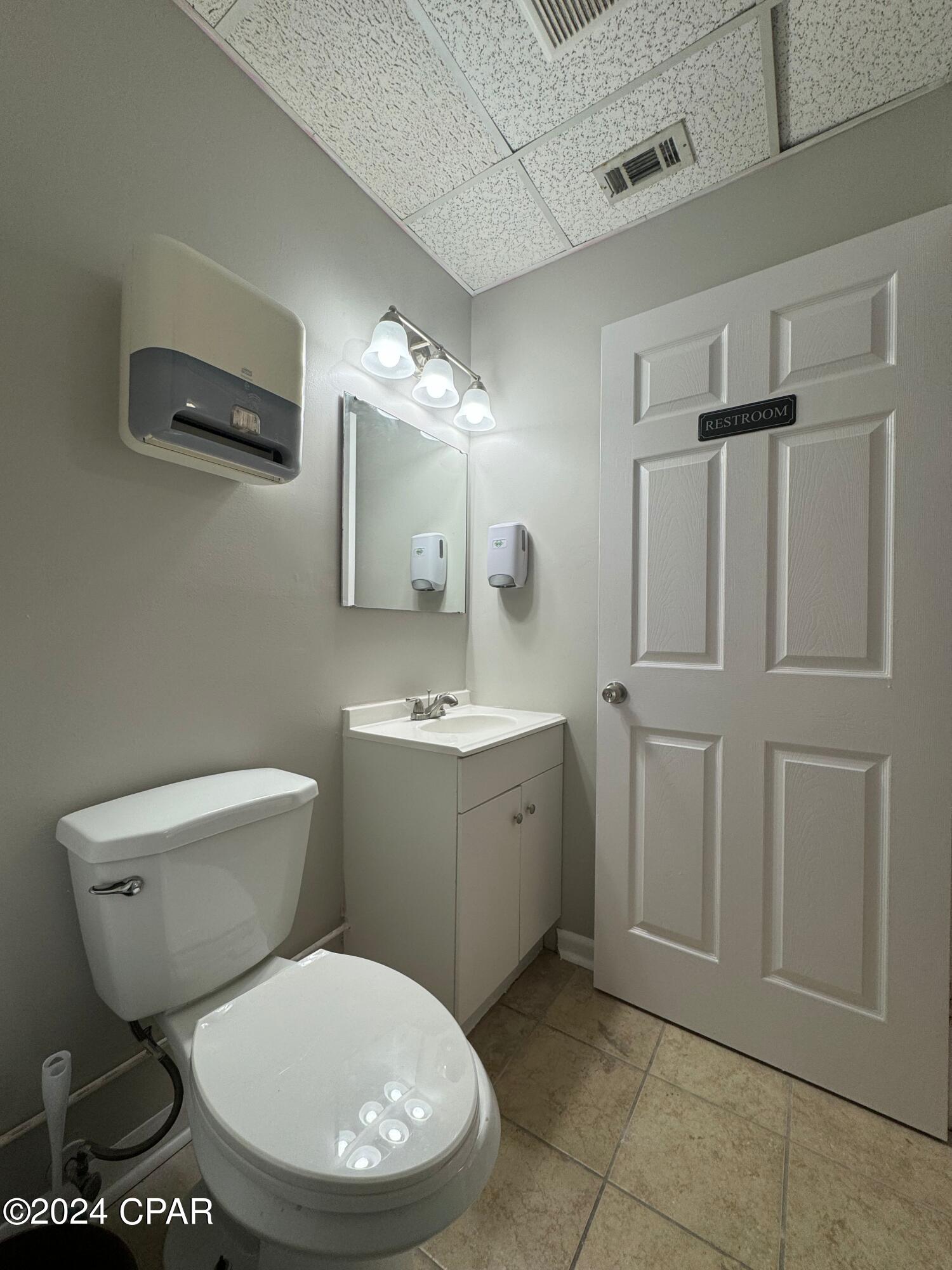 [No Recorded Subdiv] - Commercial Lease