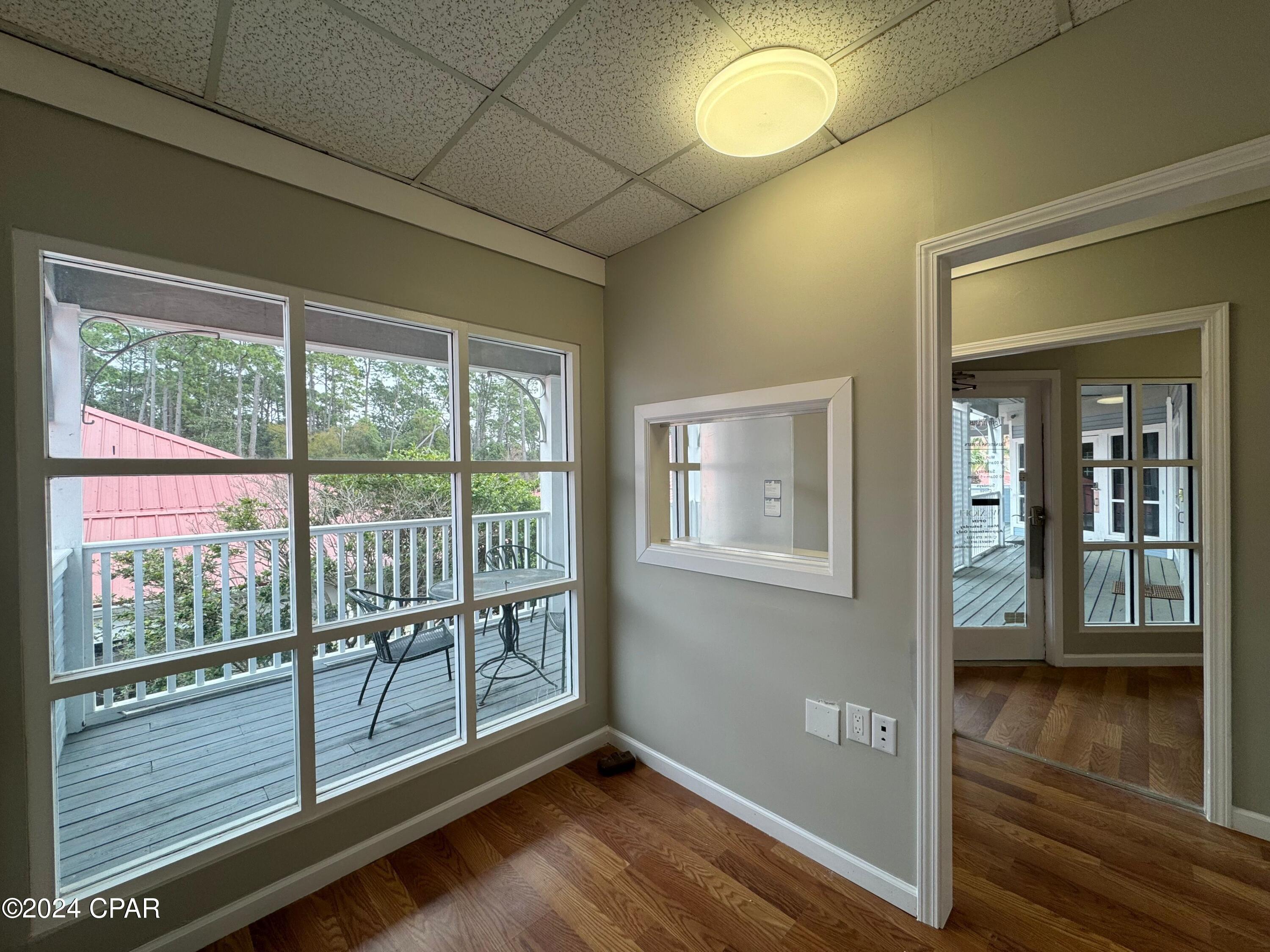 [No Recorded Subdiv] - Commercial Lease