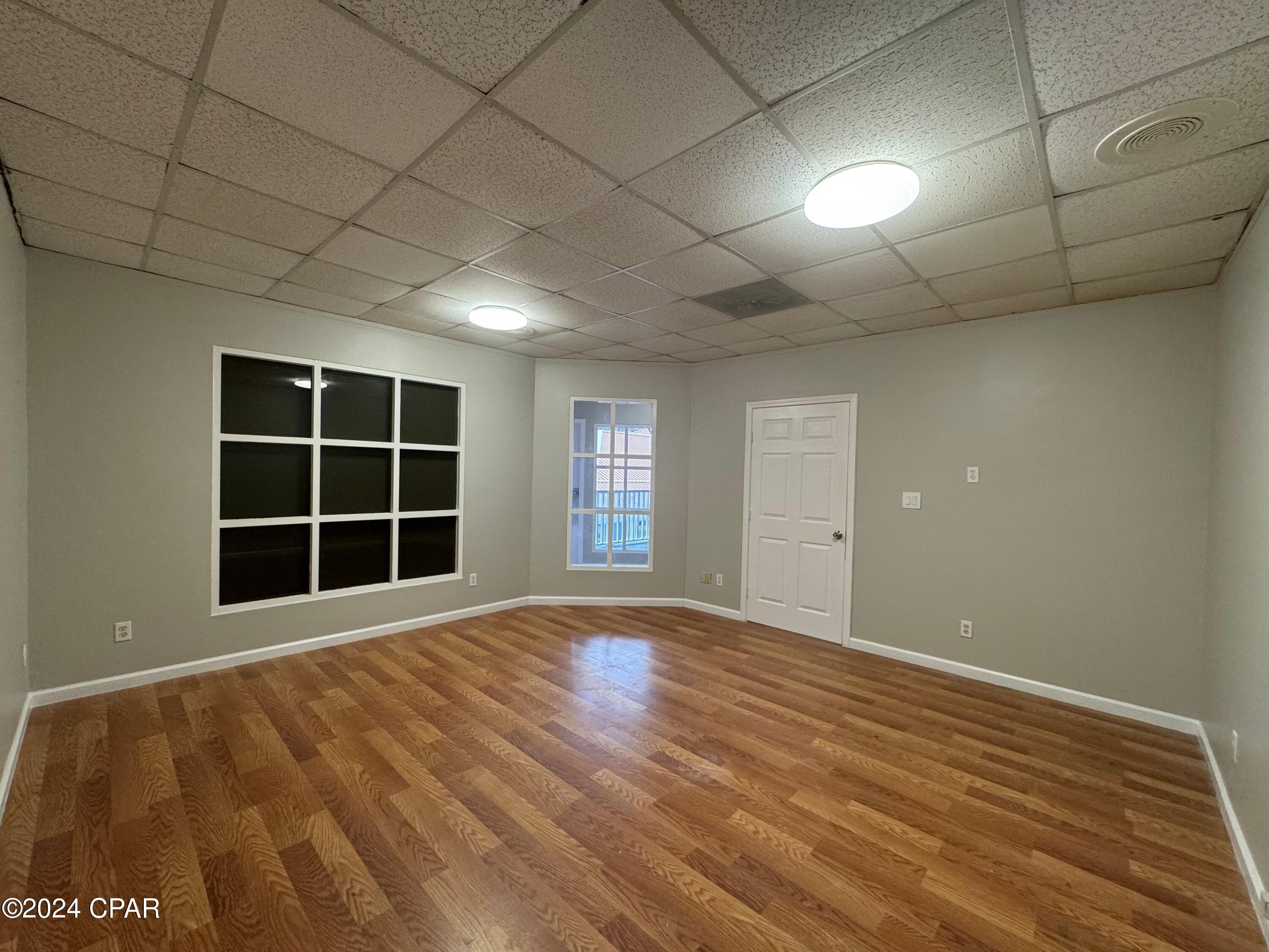 [No Recorded Subdiv] - Commercial Lease