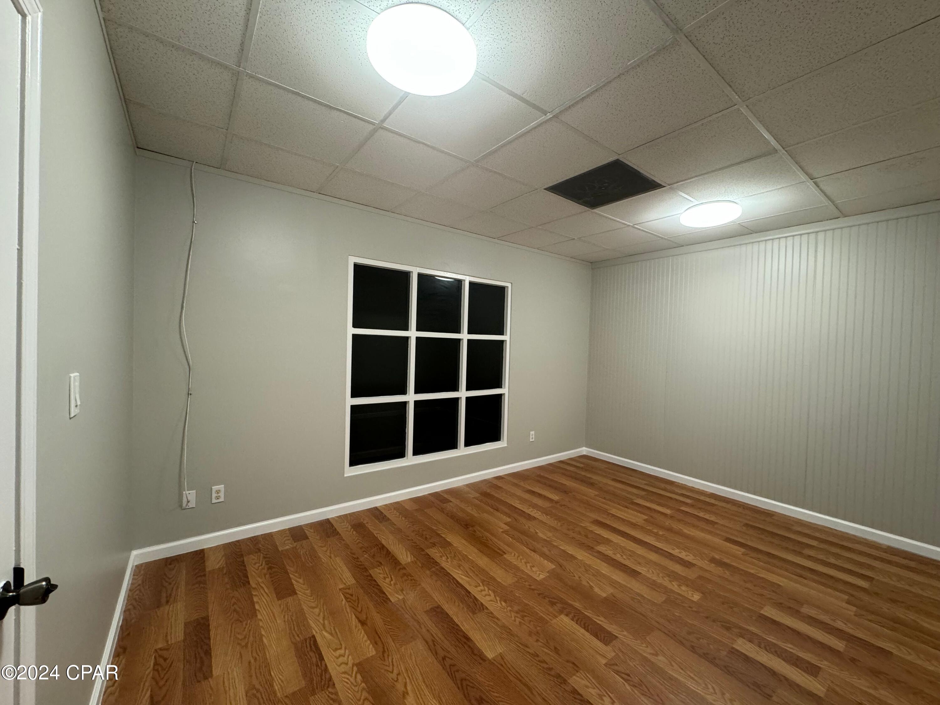 [No Recorded Subdiv] - Commercial Lease