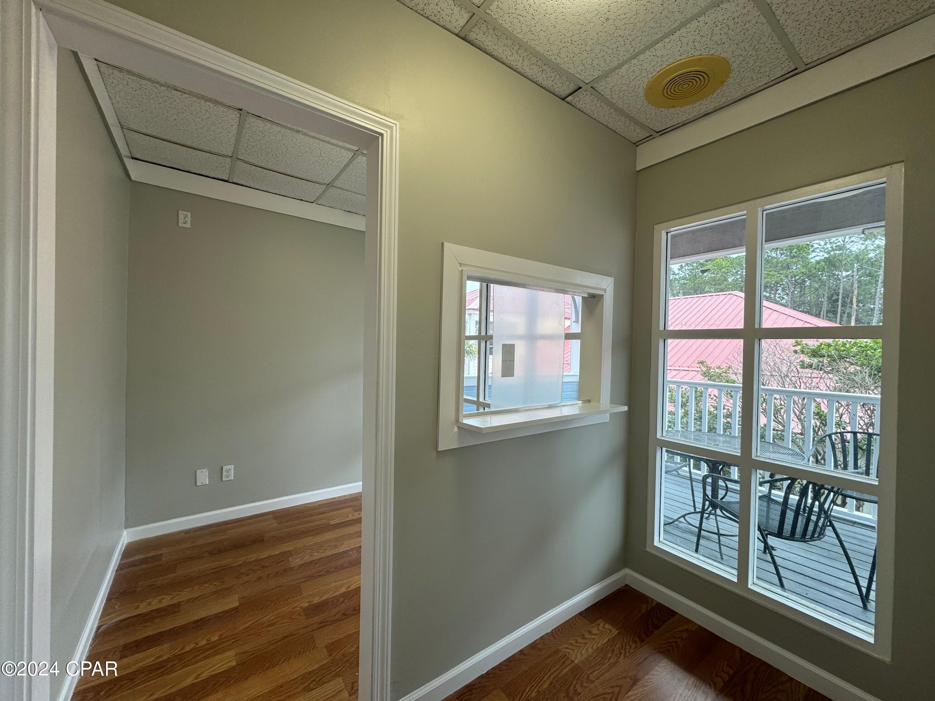 [No Recorded Subdiv] - Commercial Lease