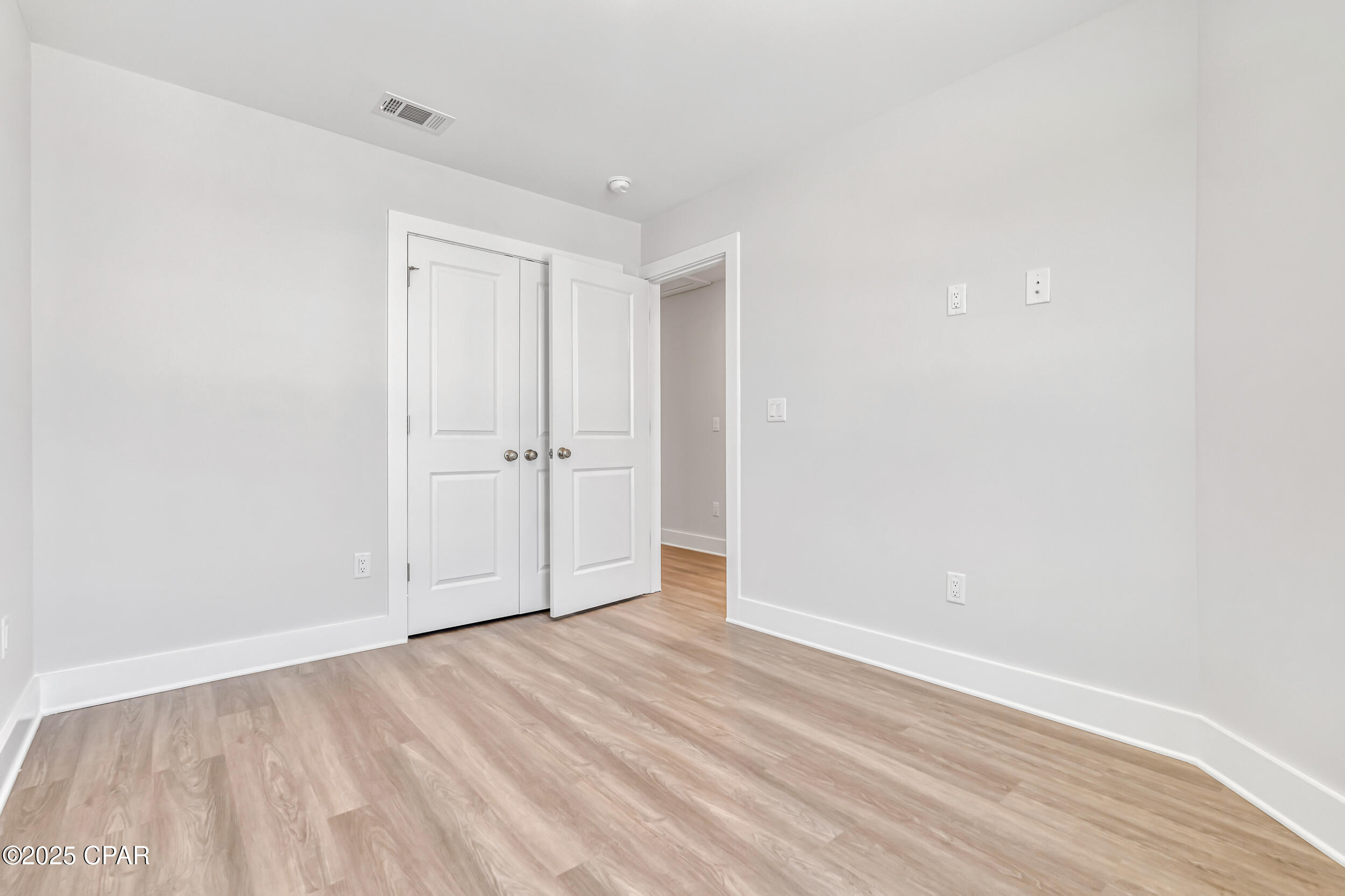 Colonial Landing - Residential