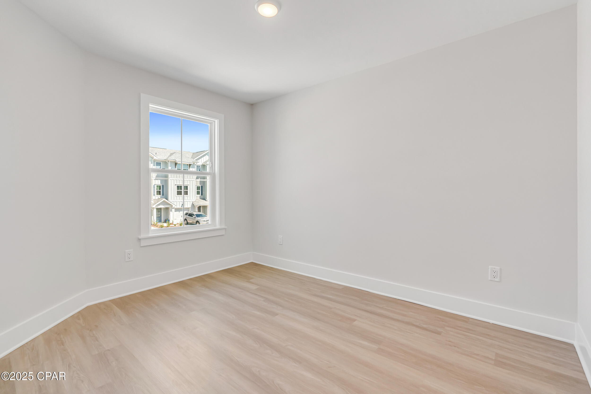 Colonial Landing - Residential