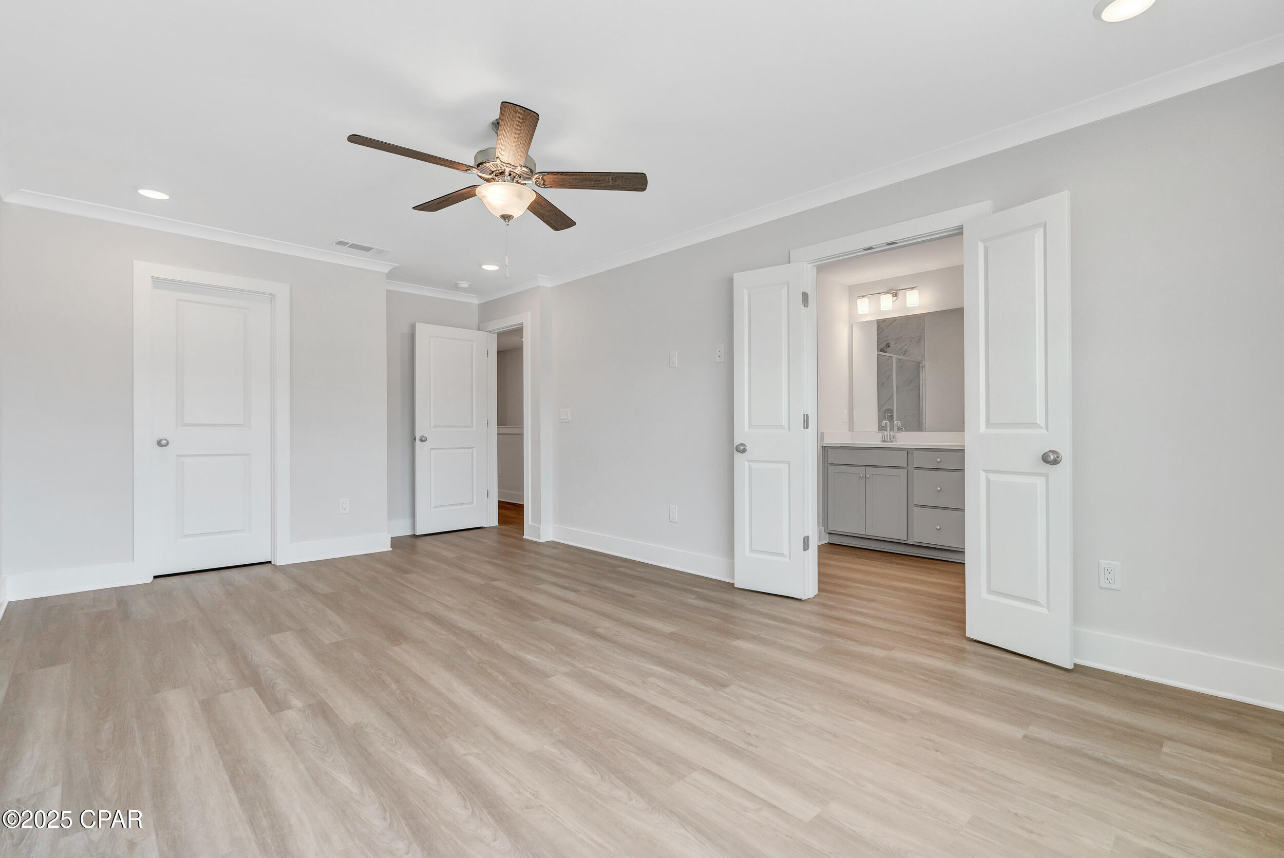 Colonial Landing - Residential