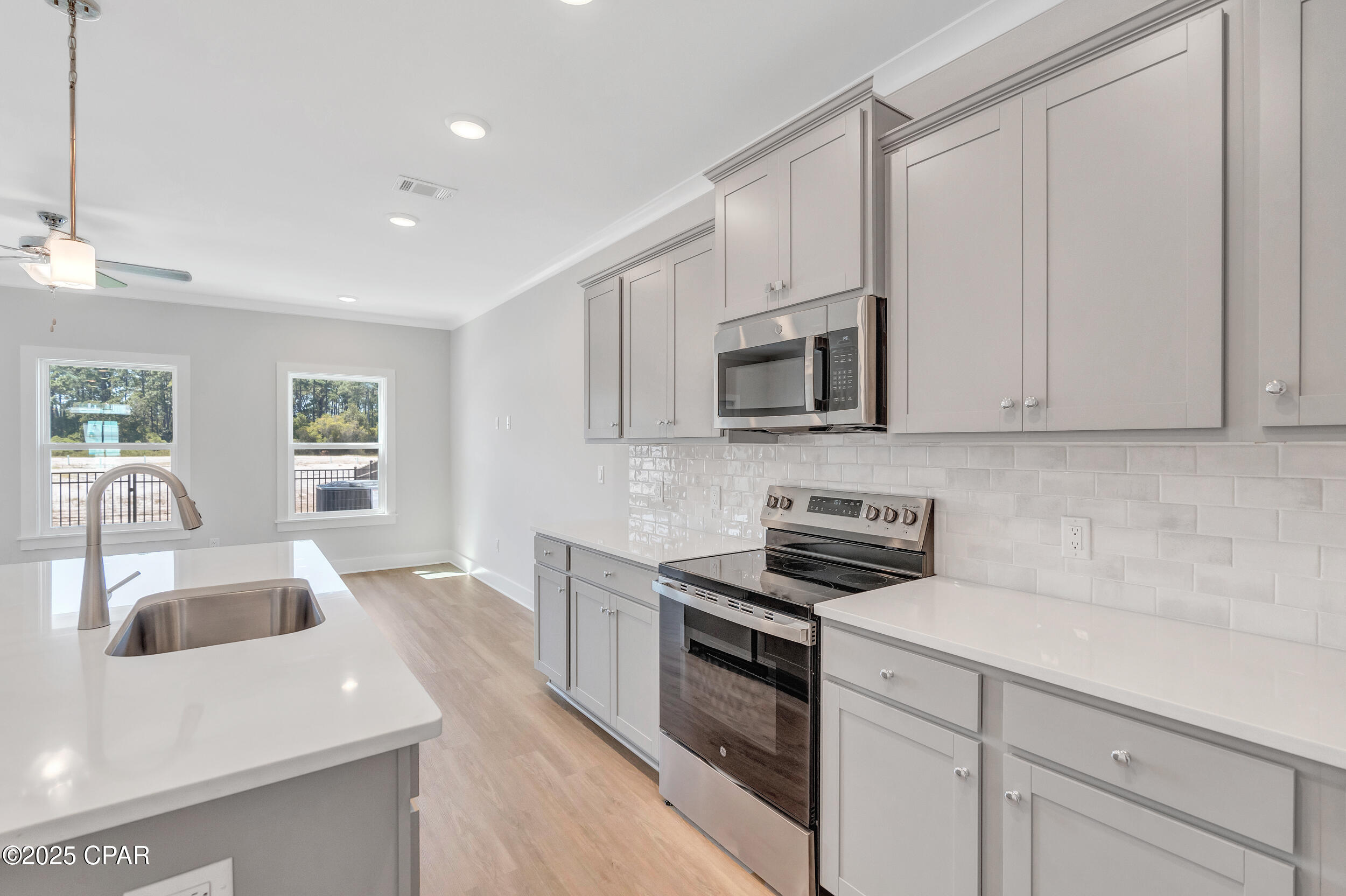 Colonial Landing - Residential